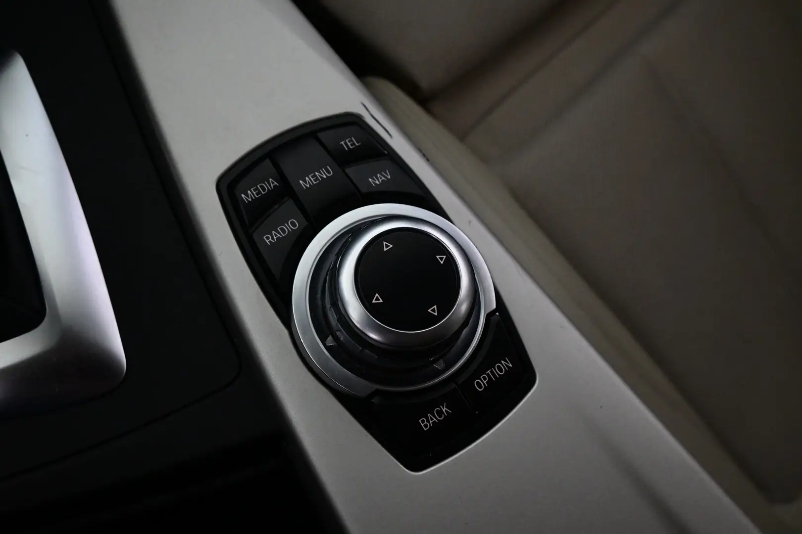 Car Image - 3IdlYemUscD6YniFGMtLoC