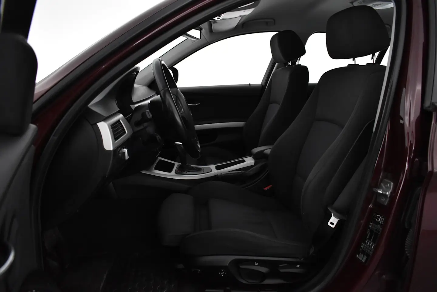 Car Image - 74FhVYJsfVPJCMUZi8FtVy