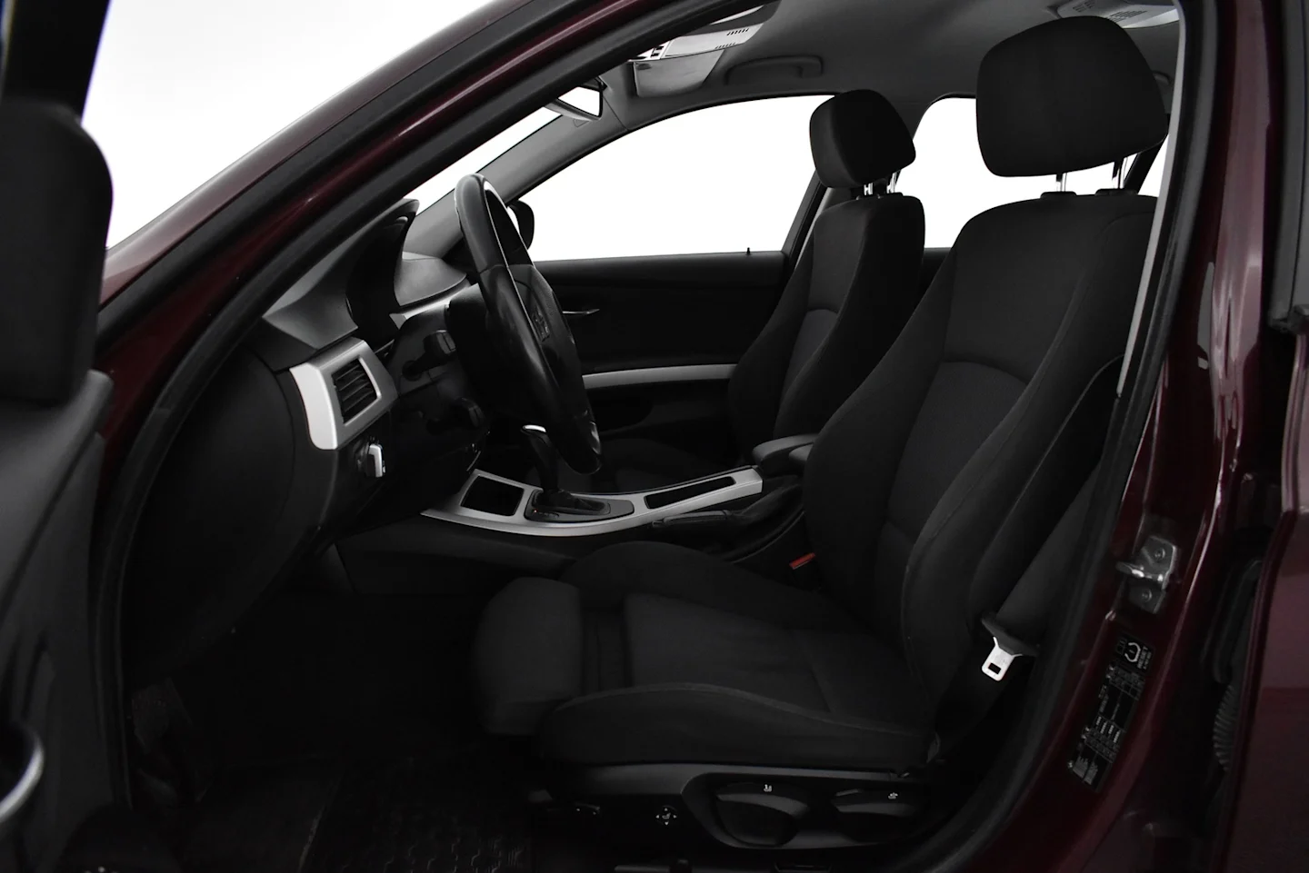 Car Image - 74FhVYJsfVPJCMUZi8FtVy