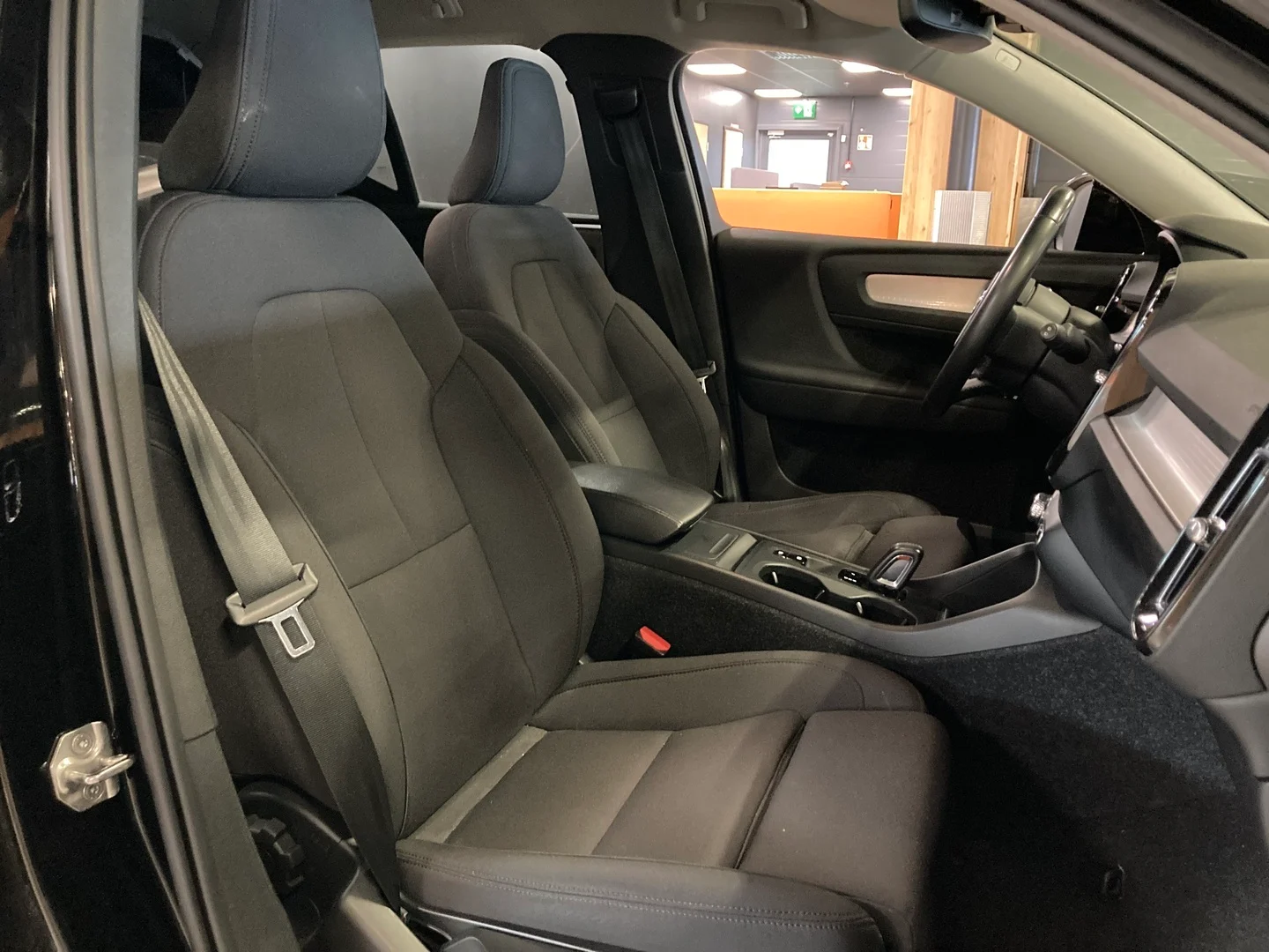 Car Image - 3u6khpgQoRXze0Mfc8tJjt