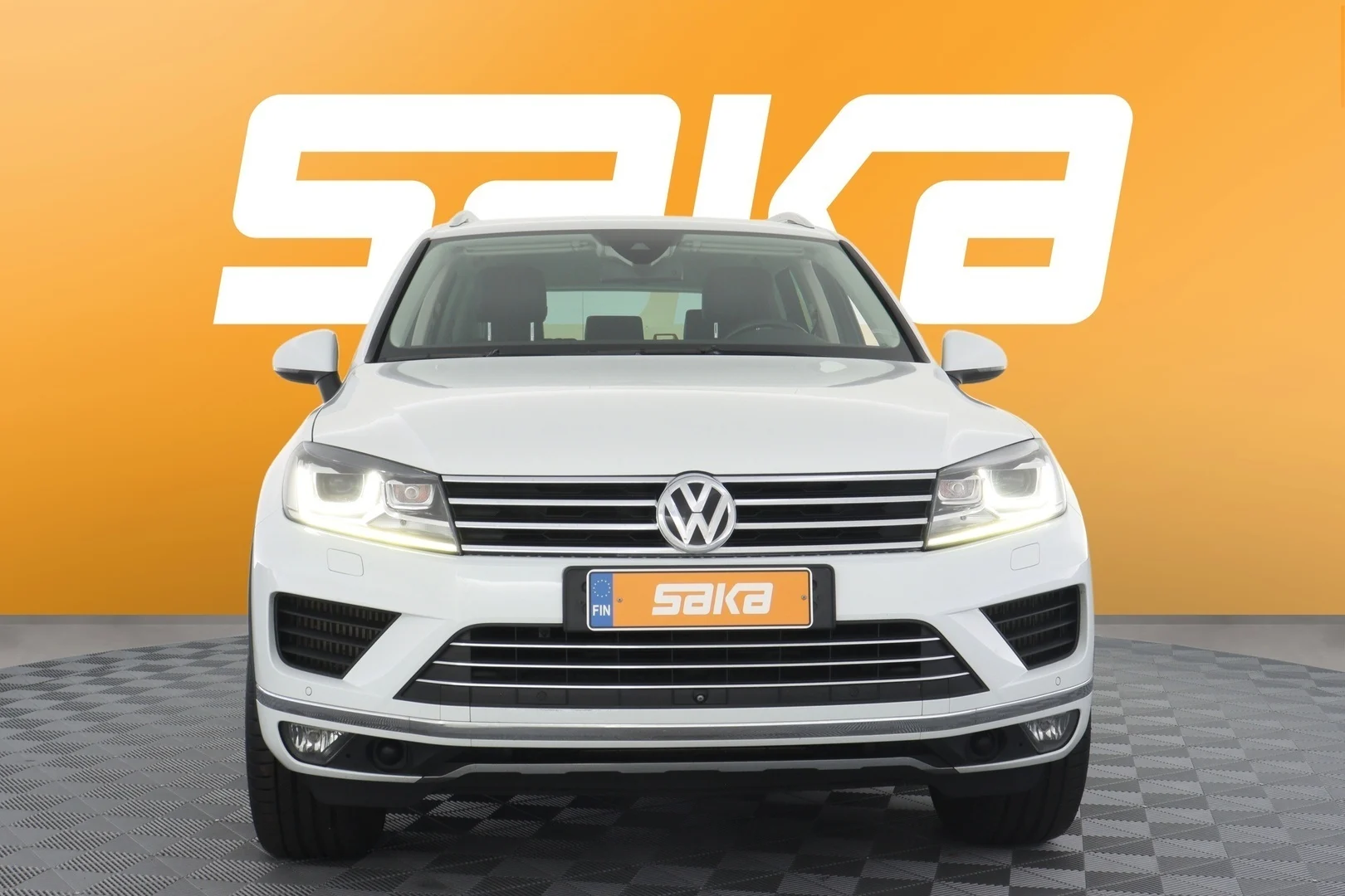 Car Image - FvbSkWF4LG5i8XOD9KfnE