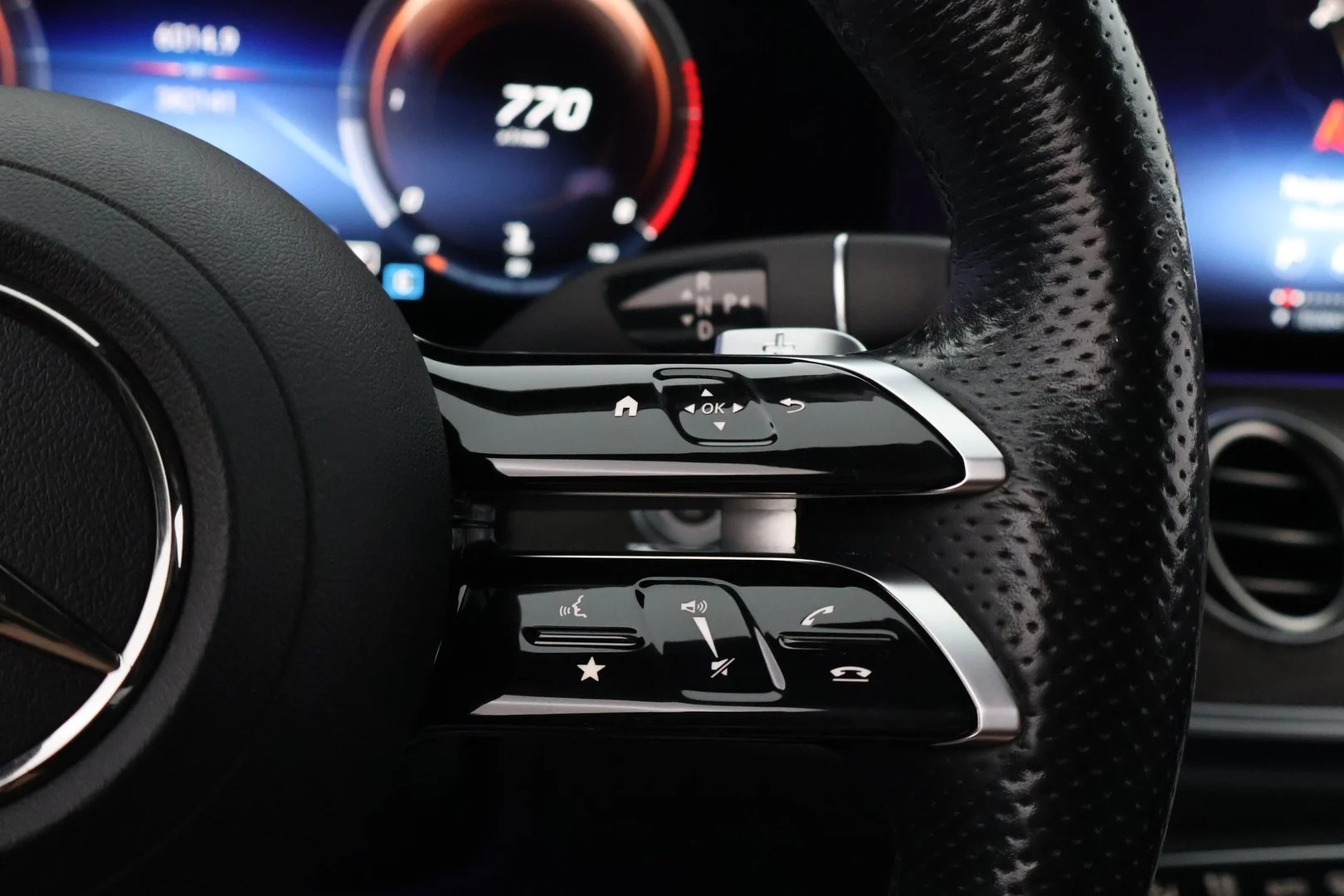 Car Image - 71MffOsjrAcm2Vr70eynYz