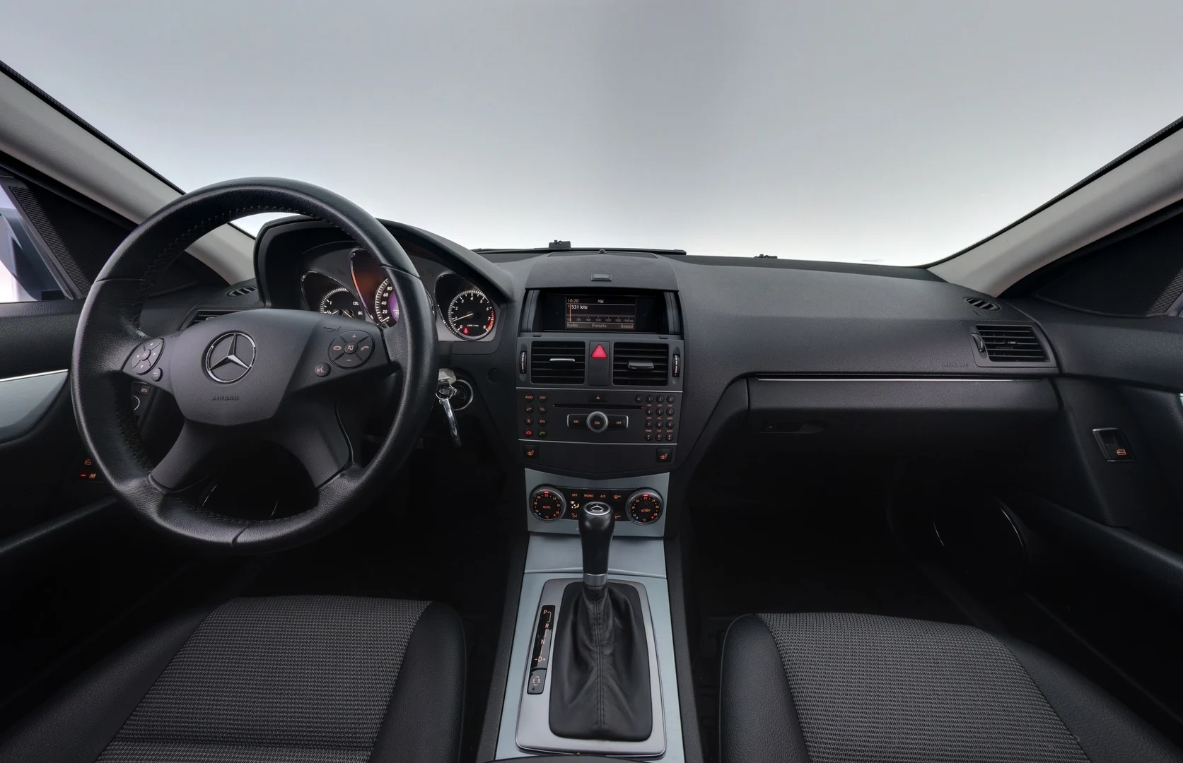 Car Image - SMsHdqU7bju599gQTtjmp