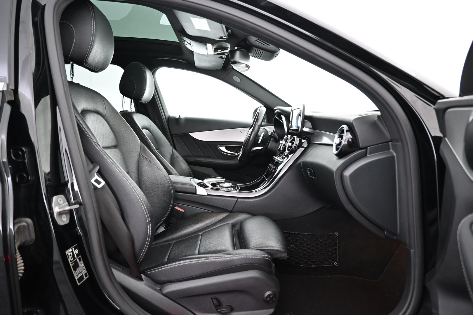 Car Image - 5I6QvD6NHEatTZWDhsLR91