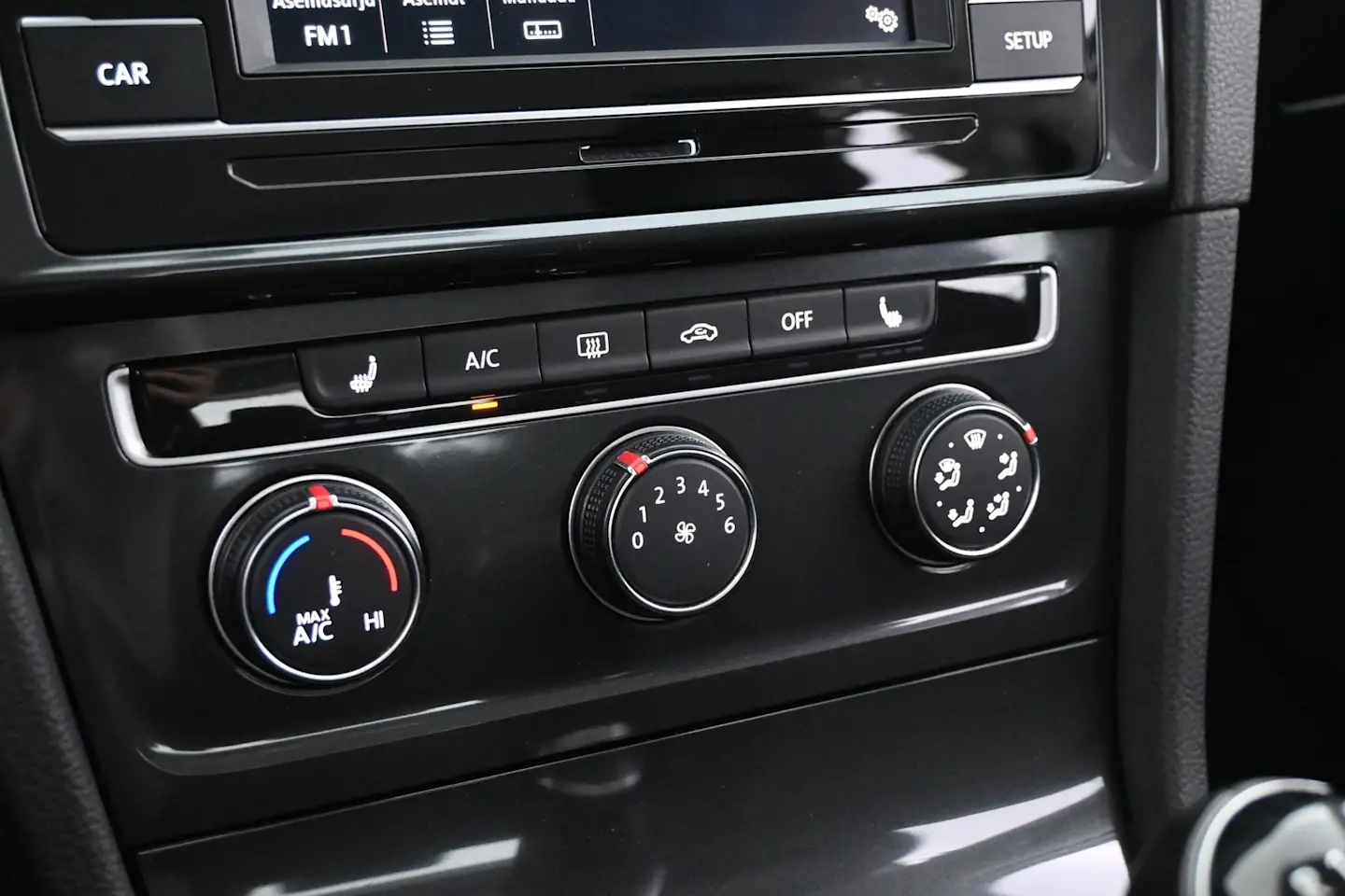 Car Image - 5YxZA9G4IeALDXHZgMwjIO