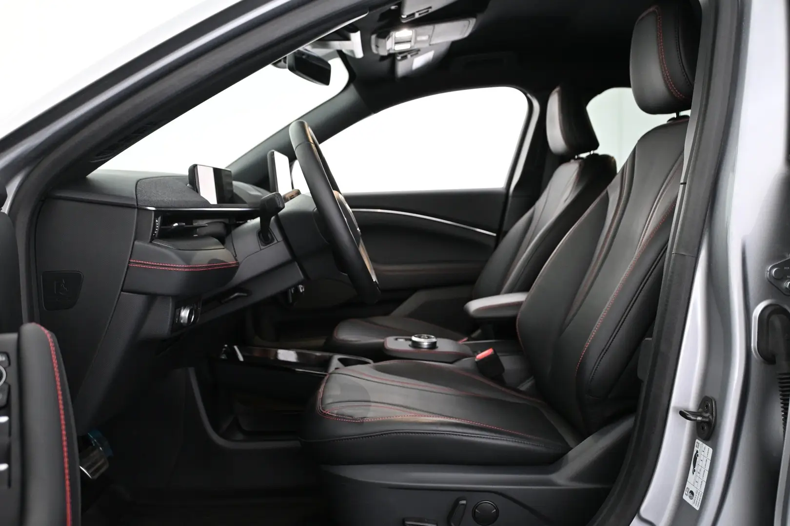 Car Image - 6zzmsRSfkPCSQBB1kweX1z