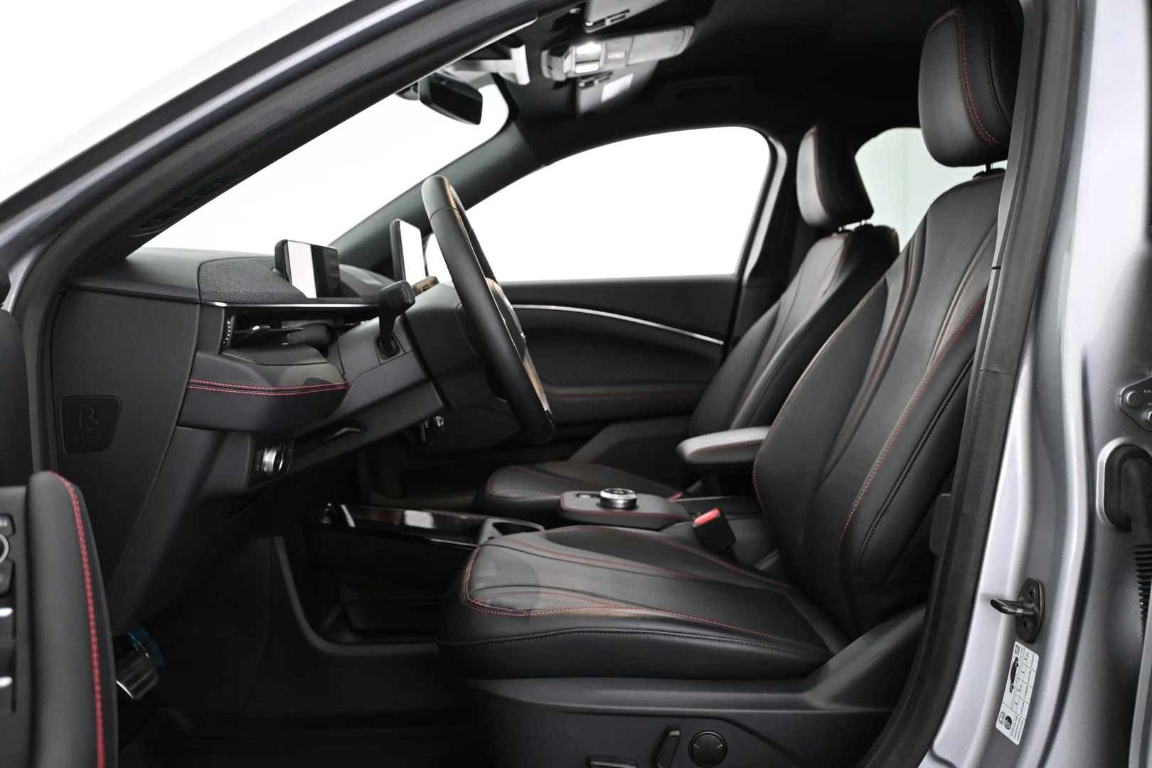 Car Image - 6zzmsRSfkPCSQBB1kweX1z