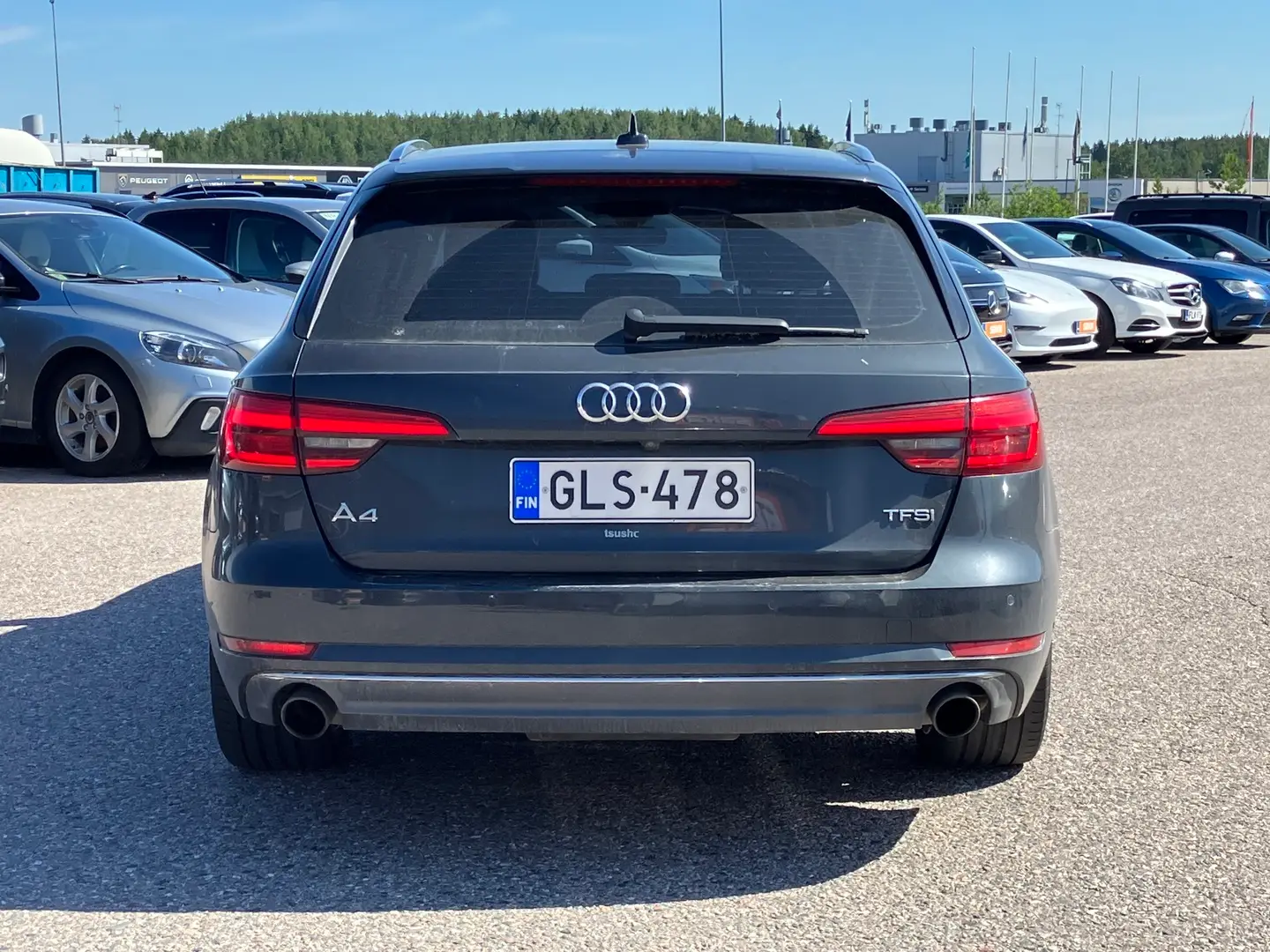 Car Image - 2IUZRYaRP18sDvnhBtBKEk