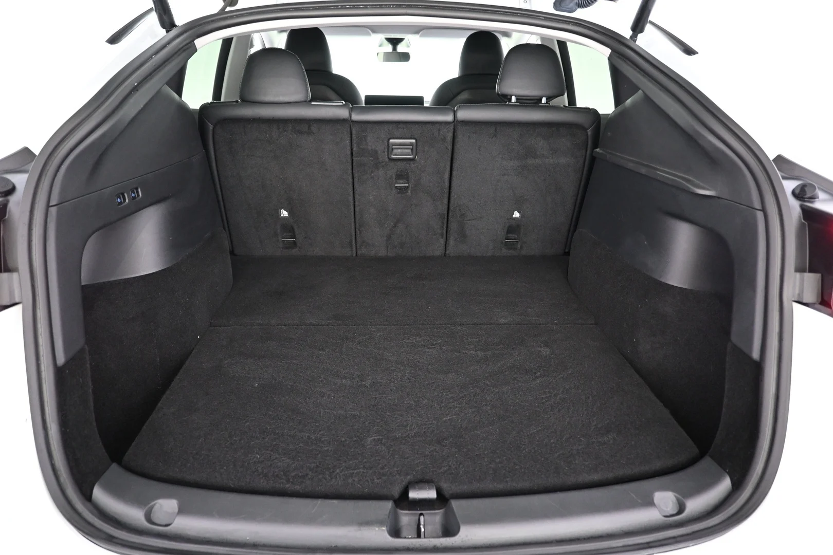 Car Image - 7kG3th3ieoHuUtHv0vzMOk