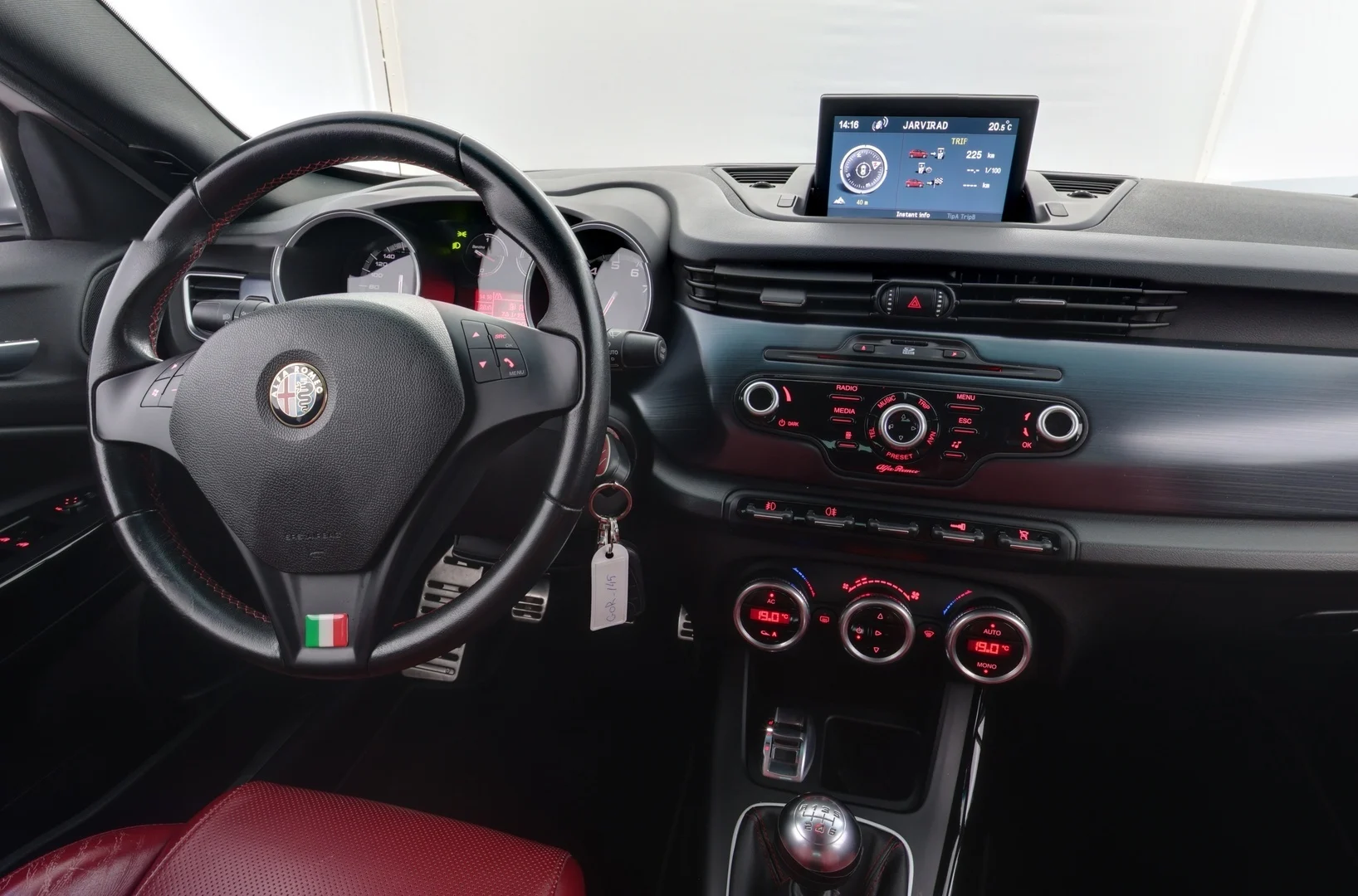 Car Image - 3IG0J5q9iu3WM7iZBNd9tP