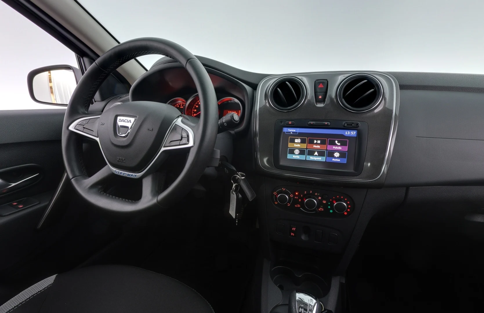 Car Image - 29OBvRnkq38cePweFry3Zx