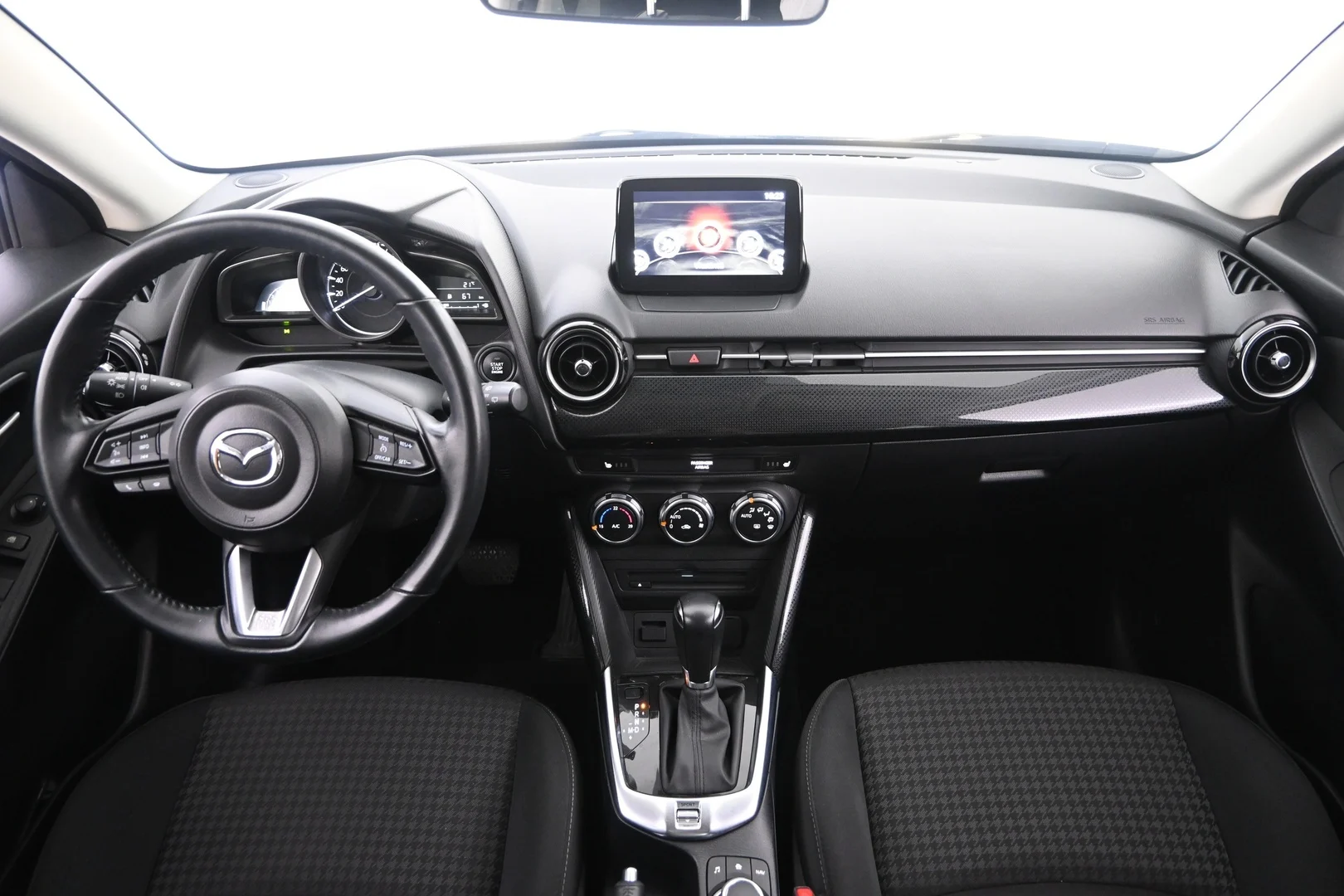 Car Image - 7mnJHwteUXK0dcLvJbLCRu