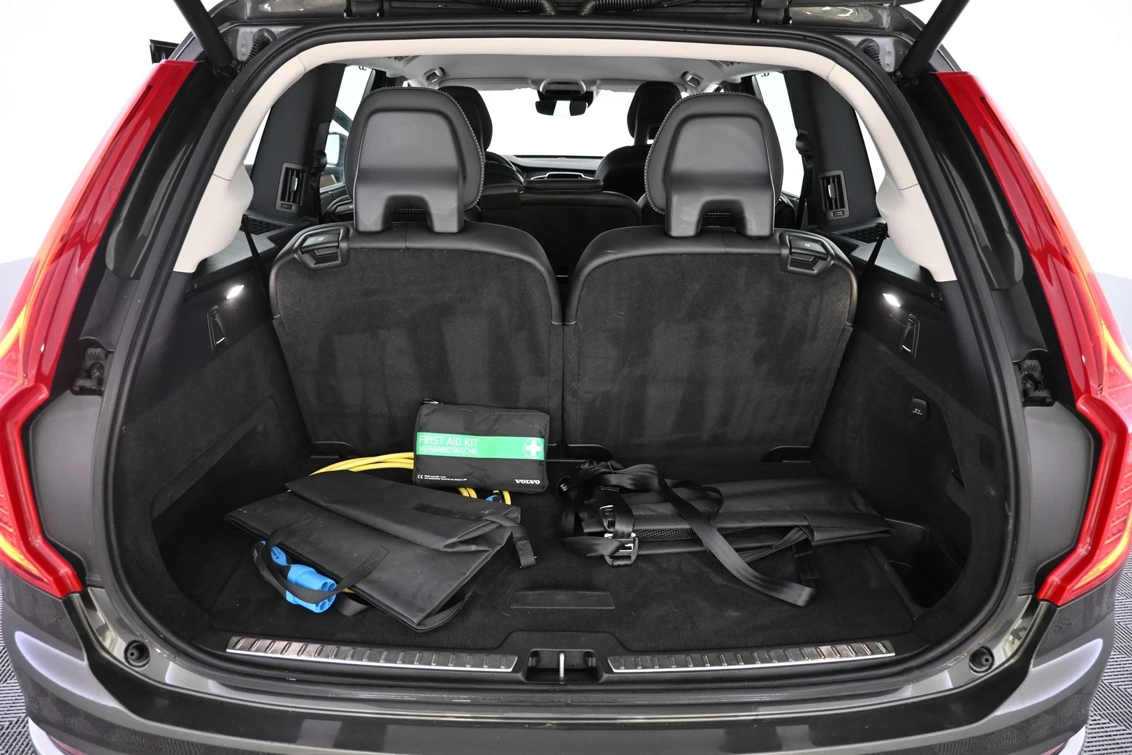 Car Image - 4TSSilqVPzvHXKbhyNBVWJ