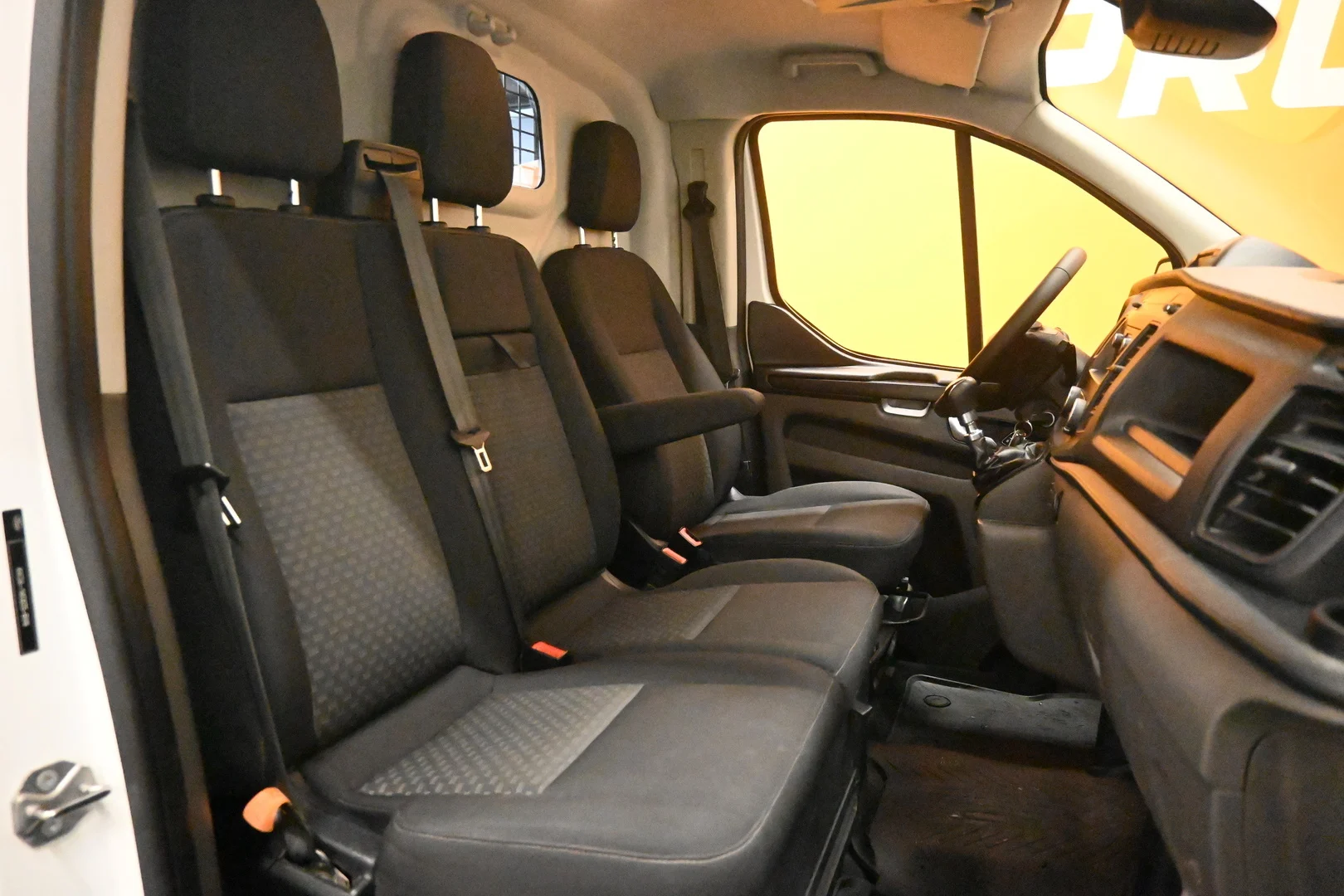 Car Image - RZWCbBe9pvXLNhdKXjrcq