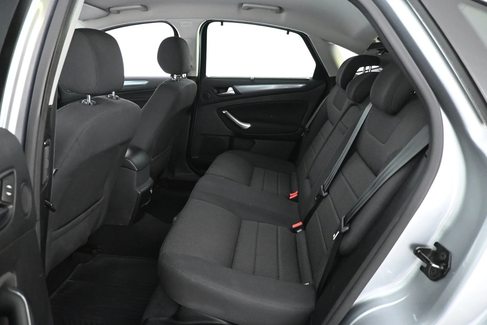 Car Image - 5KNz8YVX6r0tbtXjGzbpJh