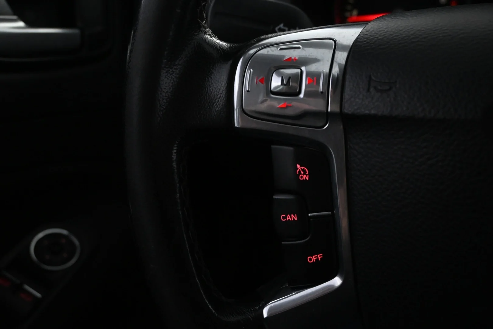 Car Image - 0x85hz1vqkFdM4ani8uyI