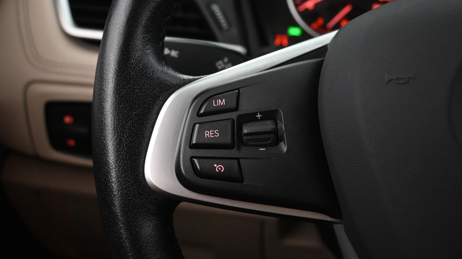 Car Image - 4ceA7vHFjpf2b4BMr7hZ4w