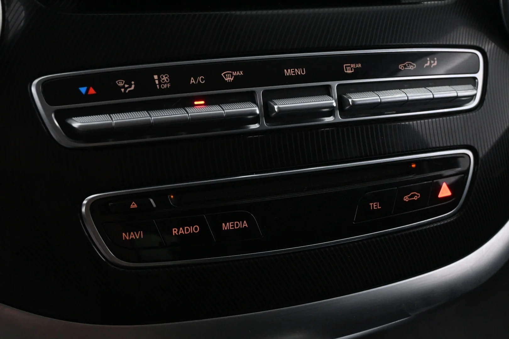Car Image - 3d4GOmoyK8Vd9OIsp1mowk