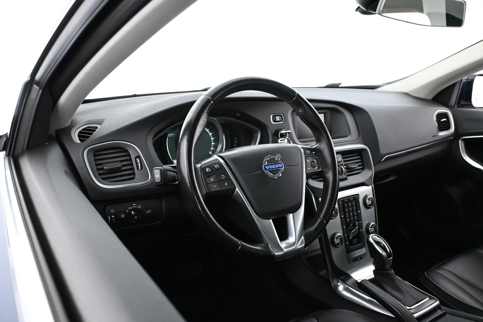 Car Image - 1l8XV6djfhxTbsC6qqkgG2