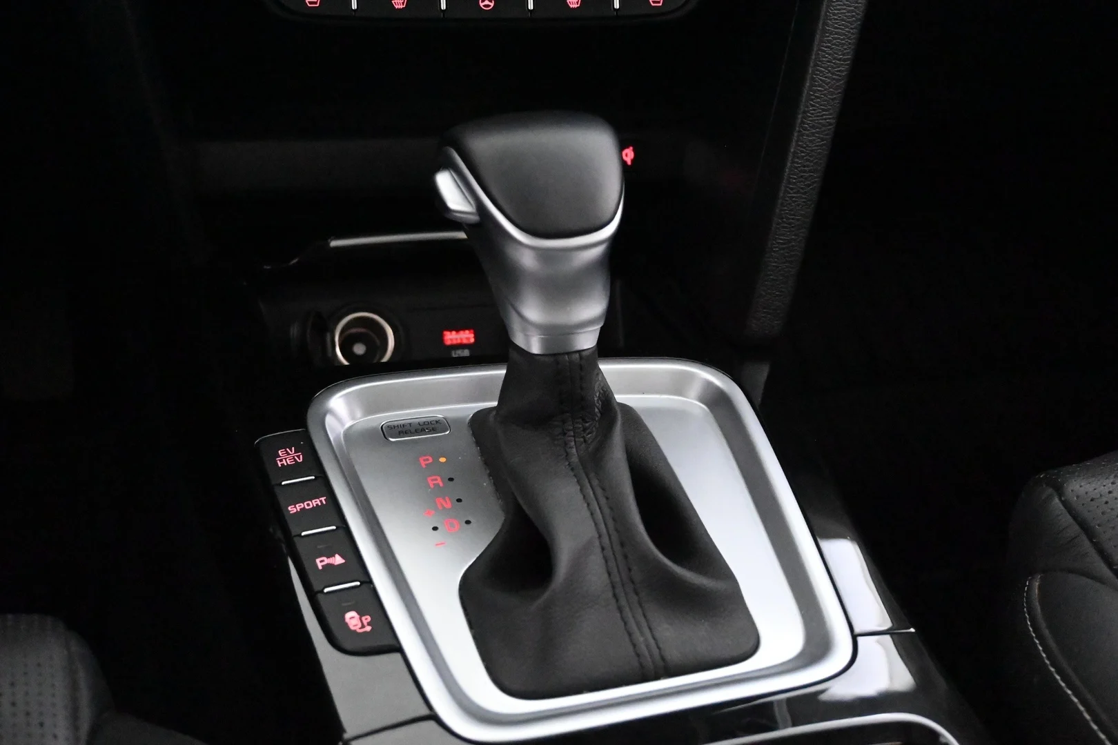 Car Image - 7t1VBaASfl54SzHZYTjgOq