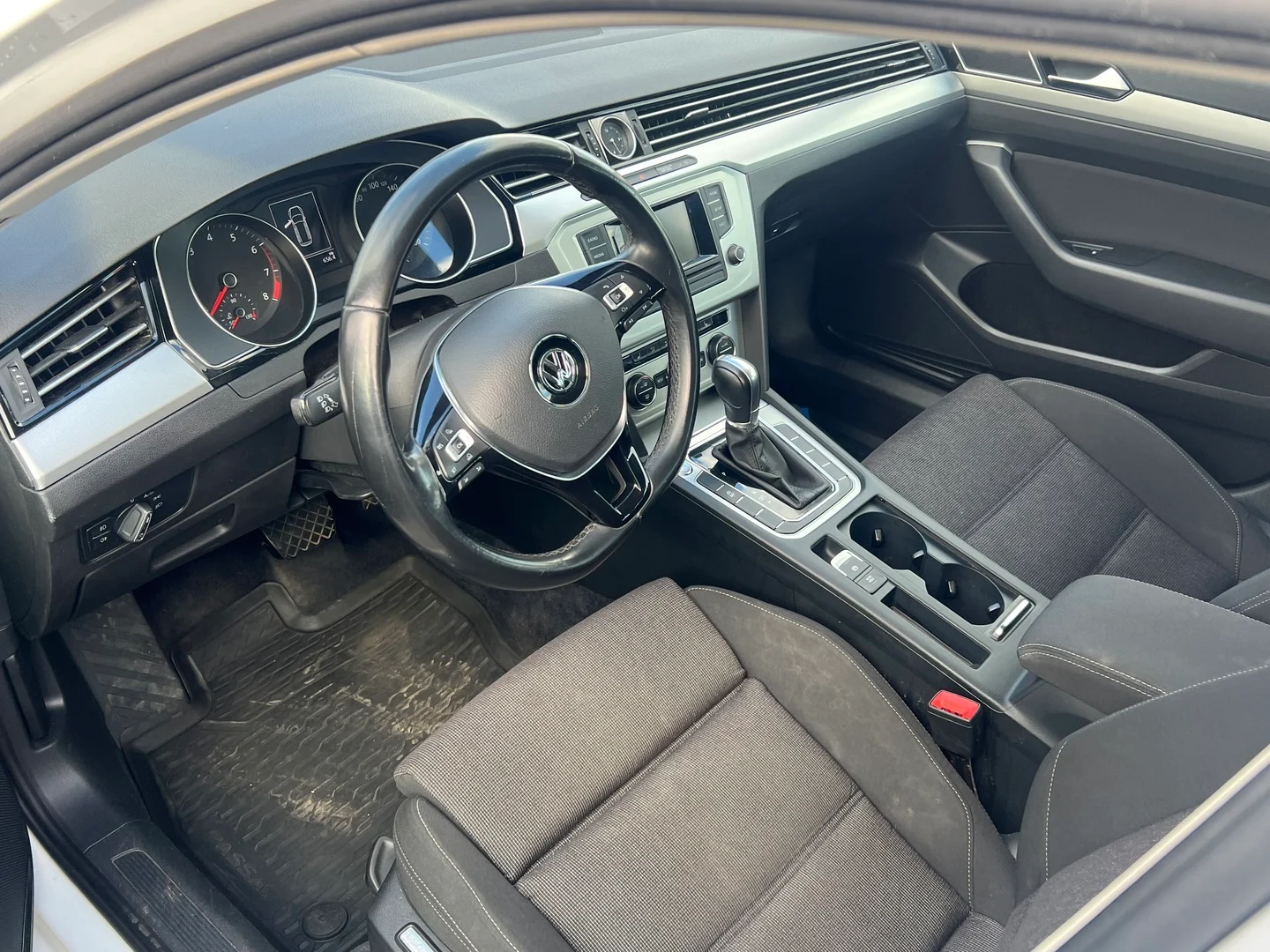 Car Image - 2LKASOVA41sqCOqWPryJxW