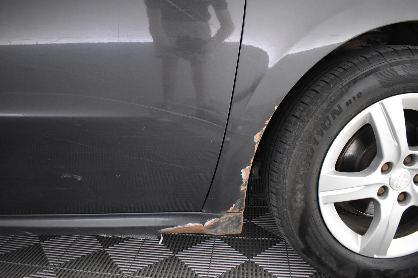 Car Image - 63cg63yM0z44Ut8u6ULo6c