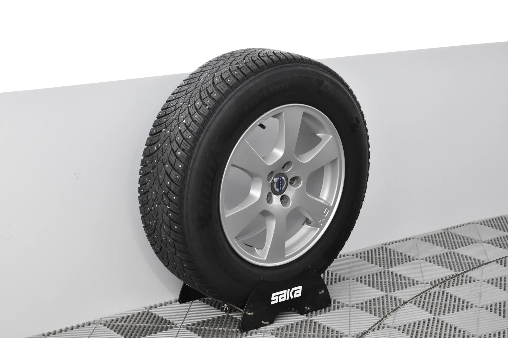 Car Image - 6yx4PC0leOzFzBO3UplpDW