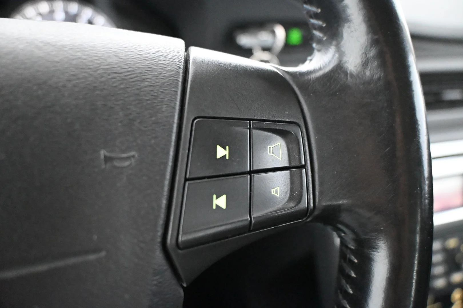 Car Image - 7d9S4z1glmAP1BbKSltPB0