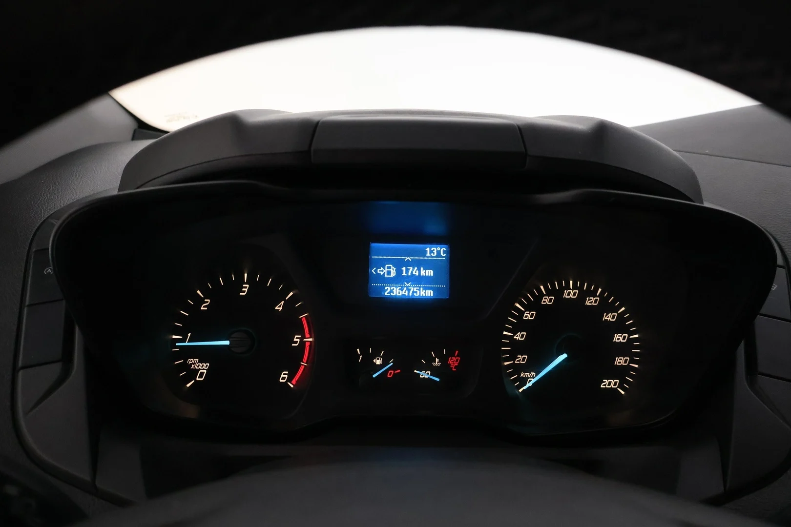 Car Image - 1xKDwPC761JjNirSzKkrpz