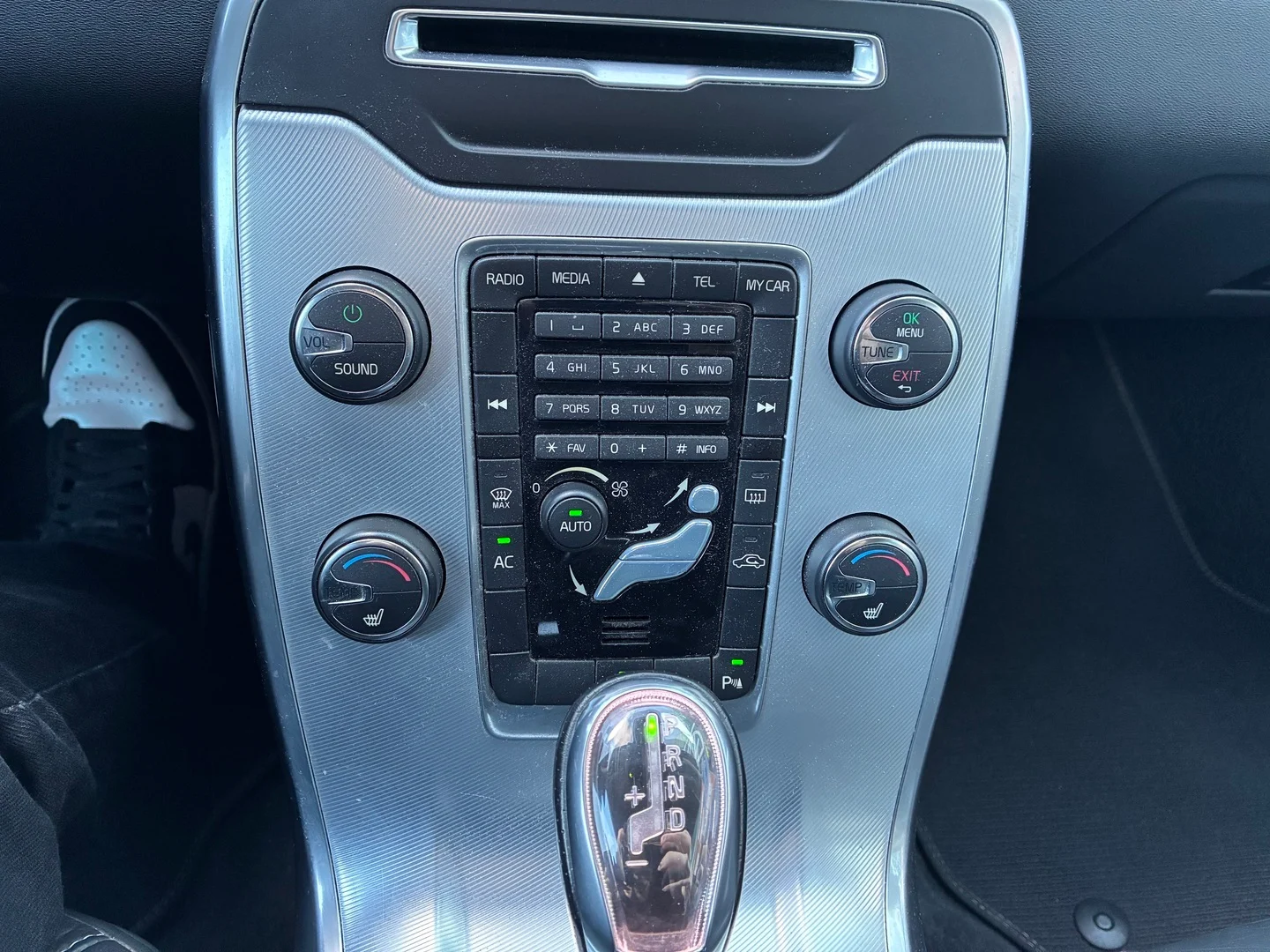 Car Image - 79HCmfTeSyMcAJIKxeeR31