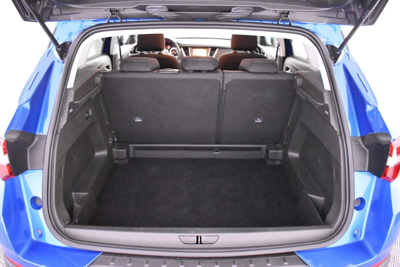 Car Image - 4hfOE1LPkdK1ELtTsx3tPW