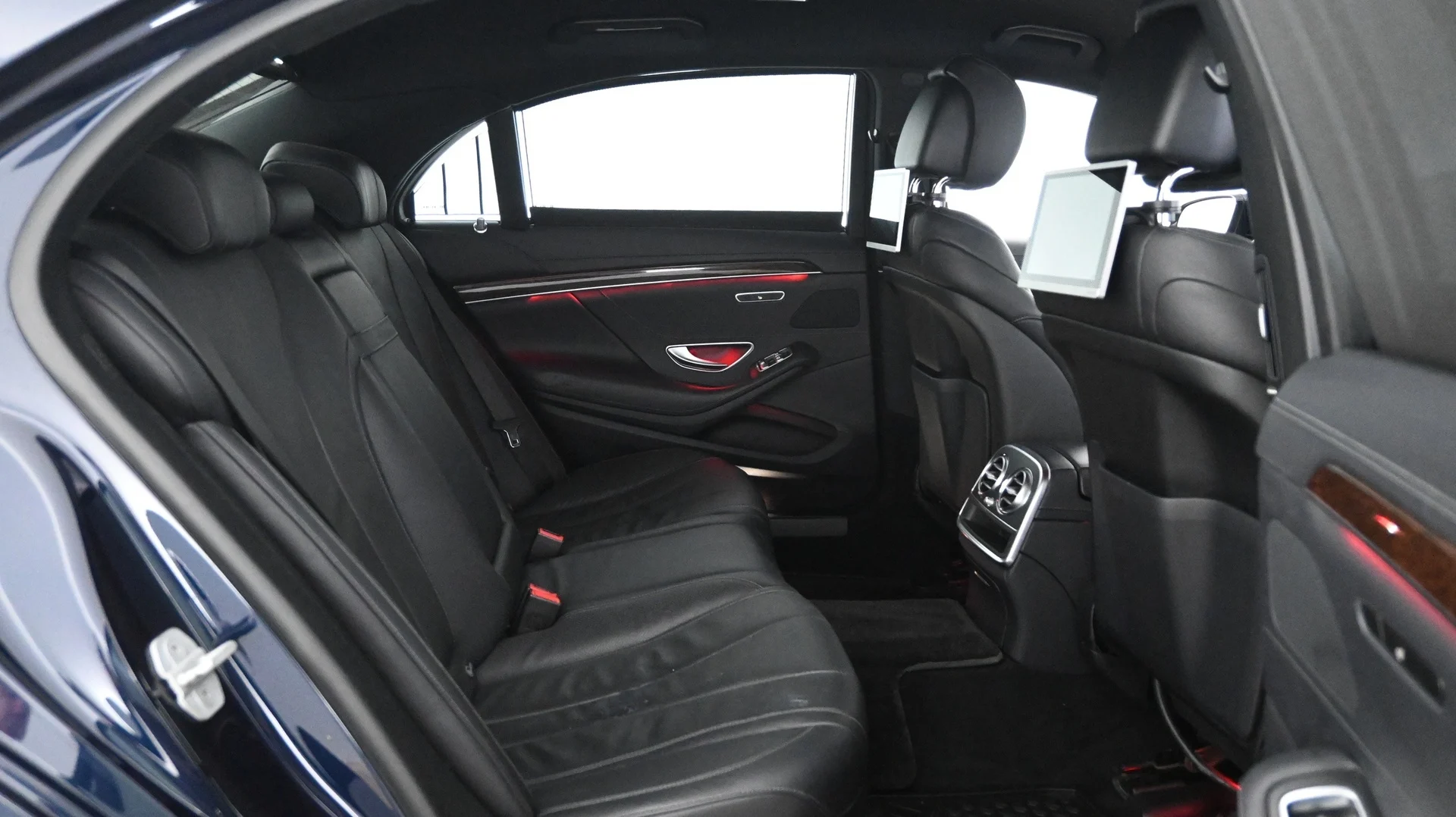 Car Image - 48T8perl5MVLeDAVXkf39r