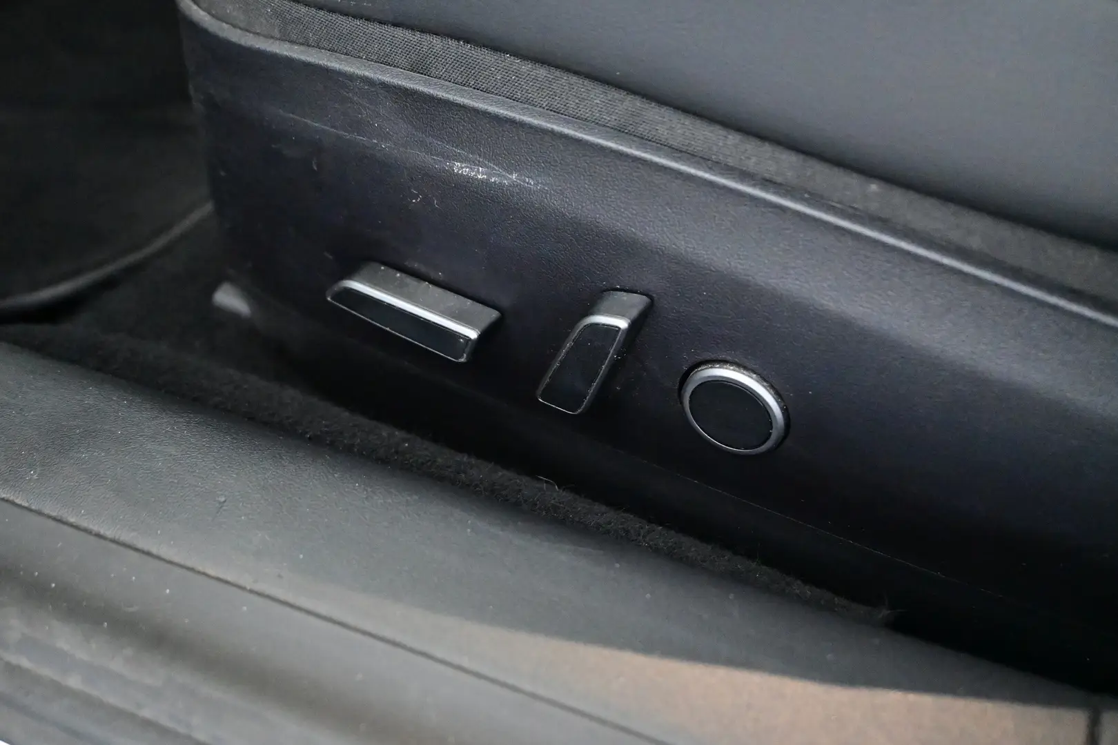 Car Image - 1IR7cIvtt3X0TfyM5X1Ygj
