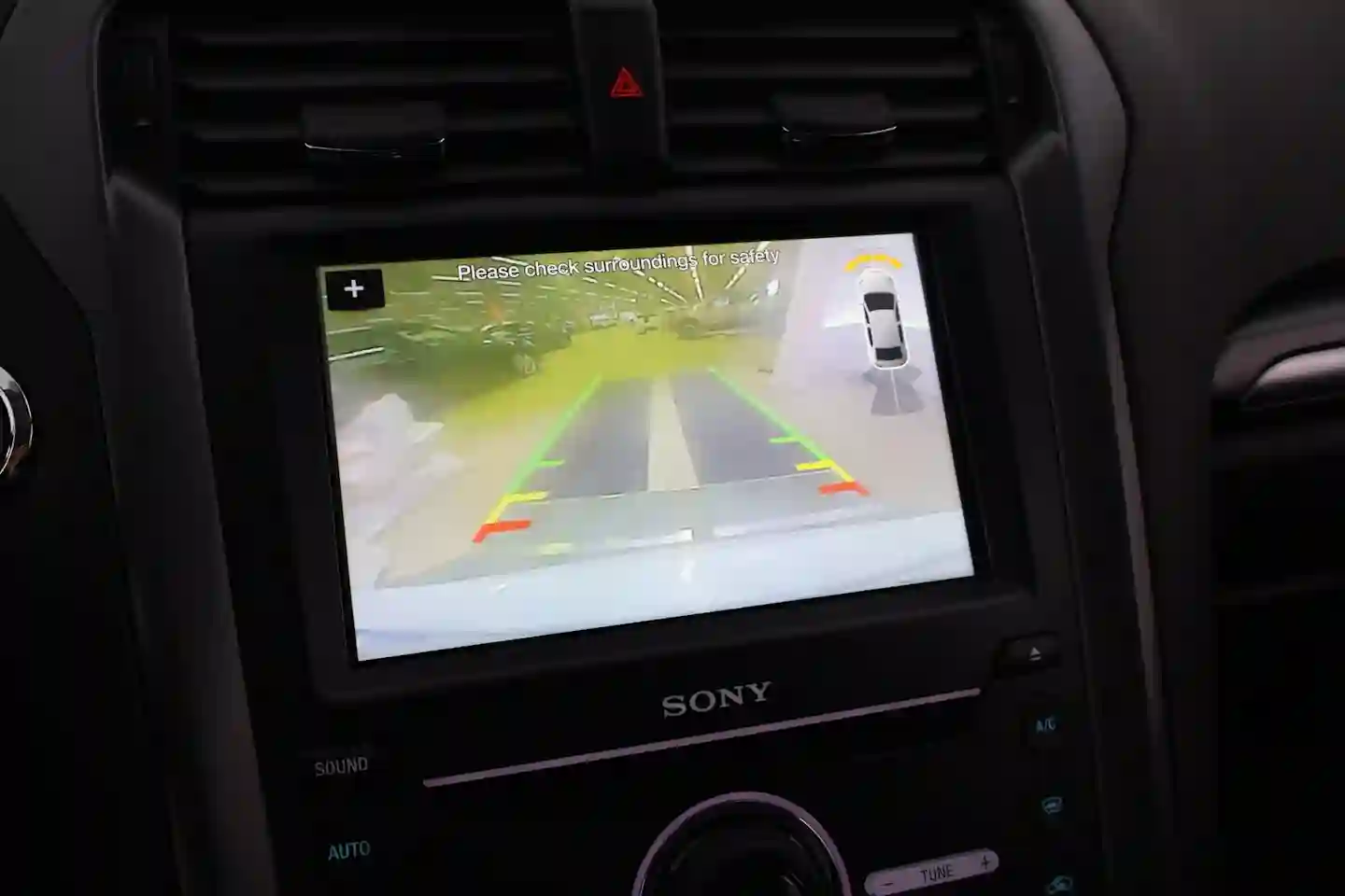 Car Image - 5G723KLFhYW5ch2g9BLFhE
