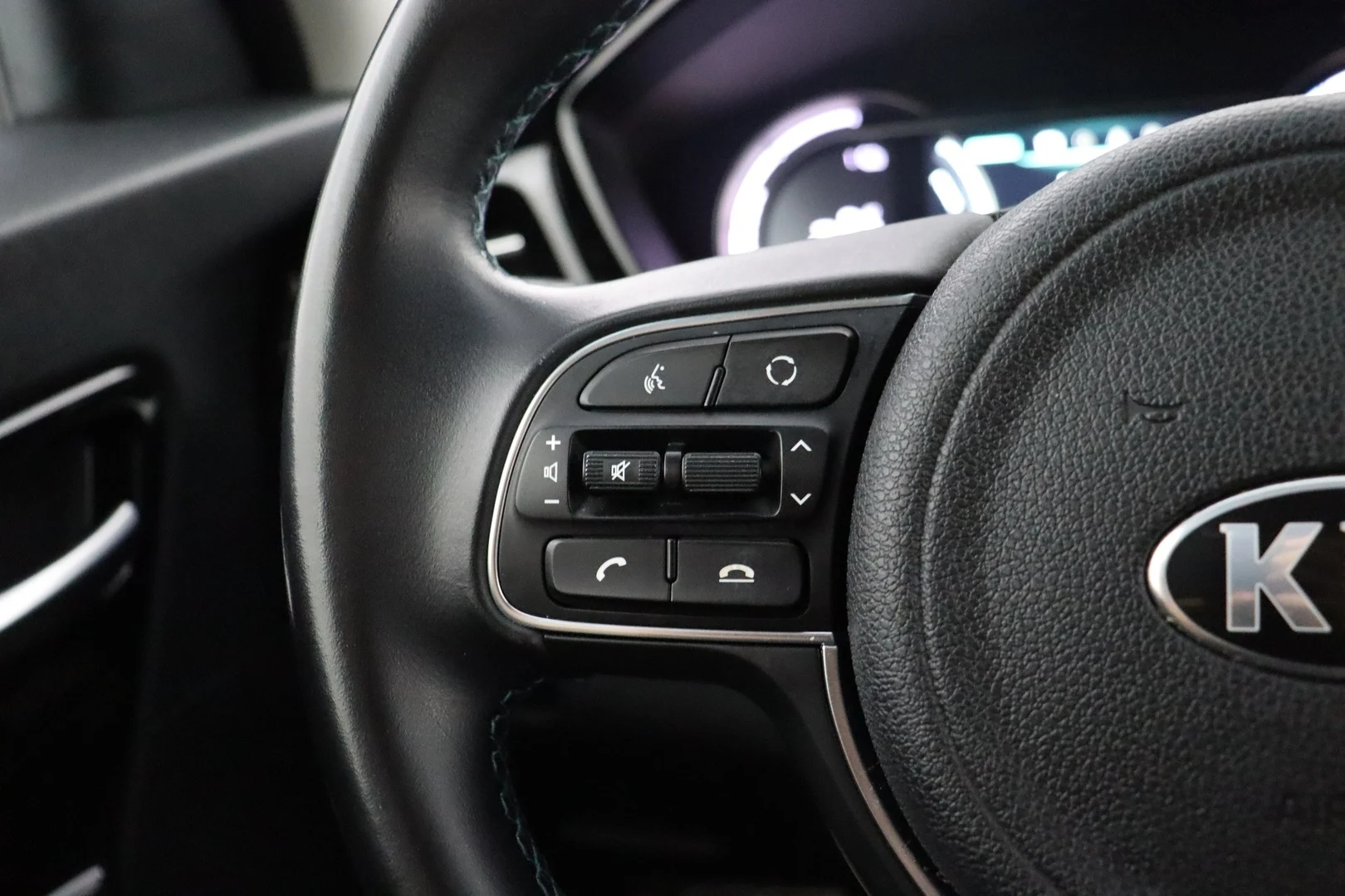 Car Image - 1WYXCsV0asGdlcF34gkNVM