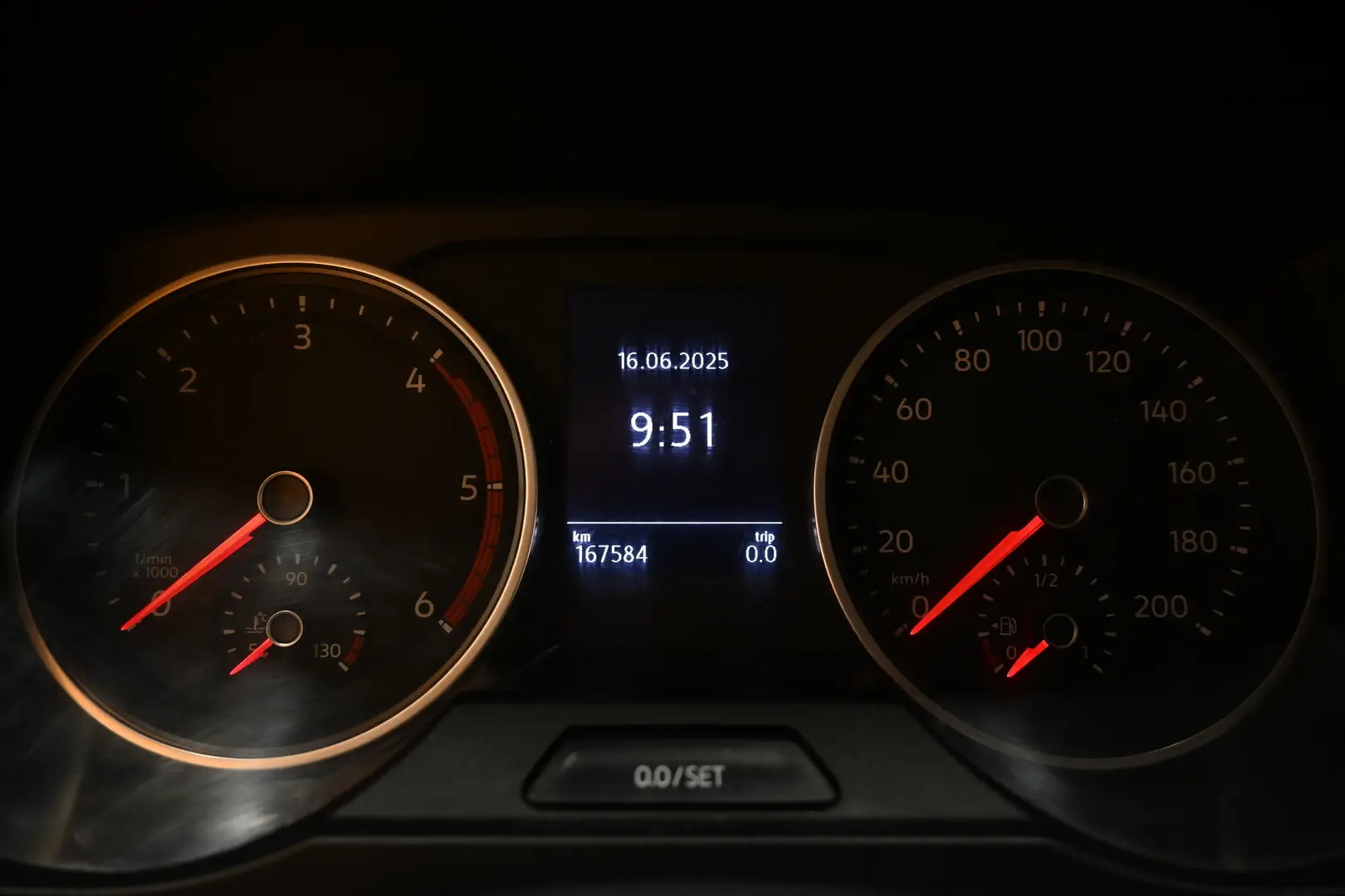Car Image - 6nYJct0GCO3euZqpsegWUI