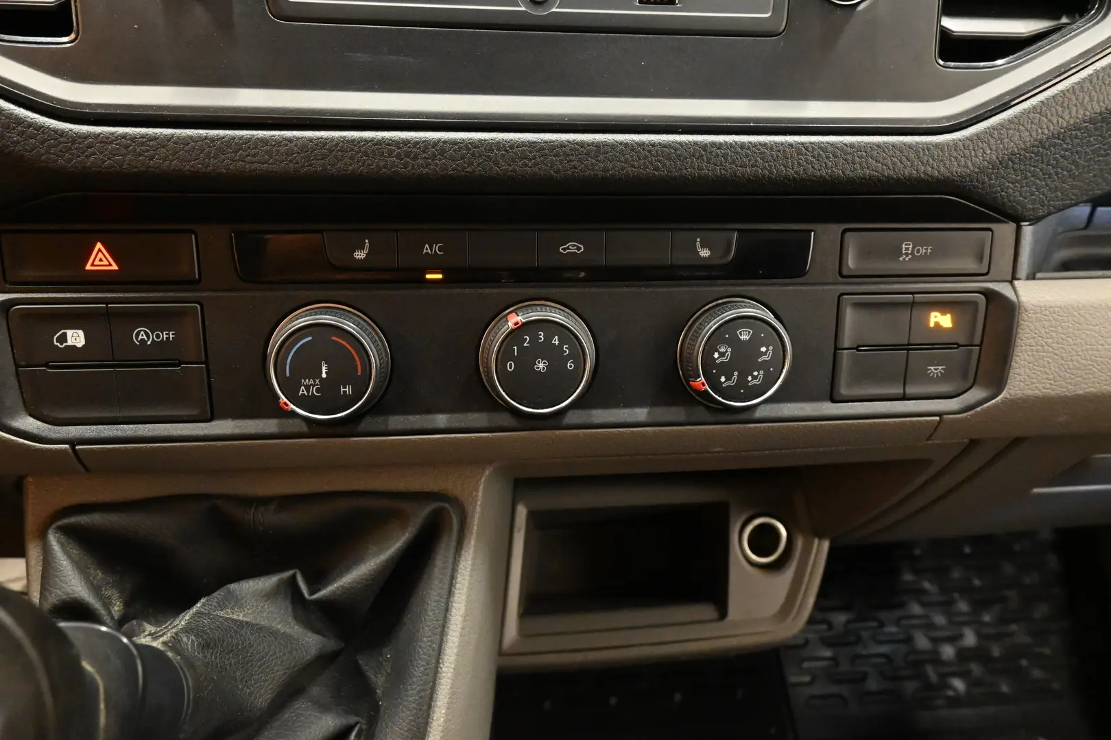 Car Image - 2mHVyWxotyuWy5bZ4BLs4a