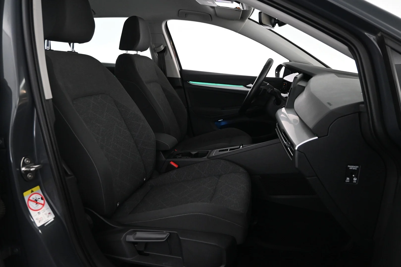 Car Image - 6ggzXmMbKeqlcbIj301oRb