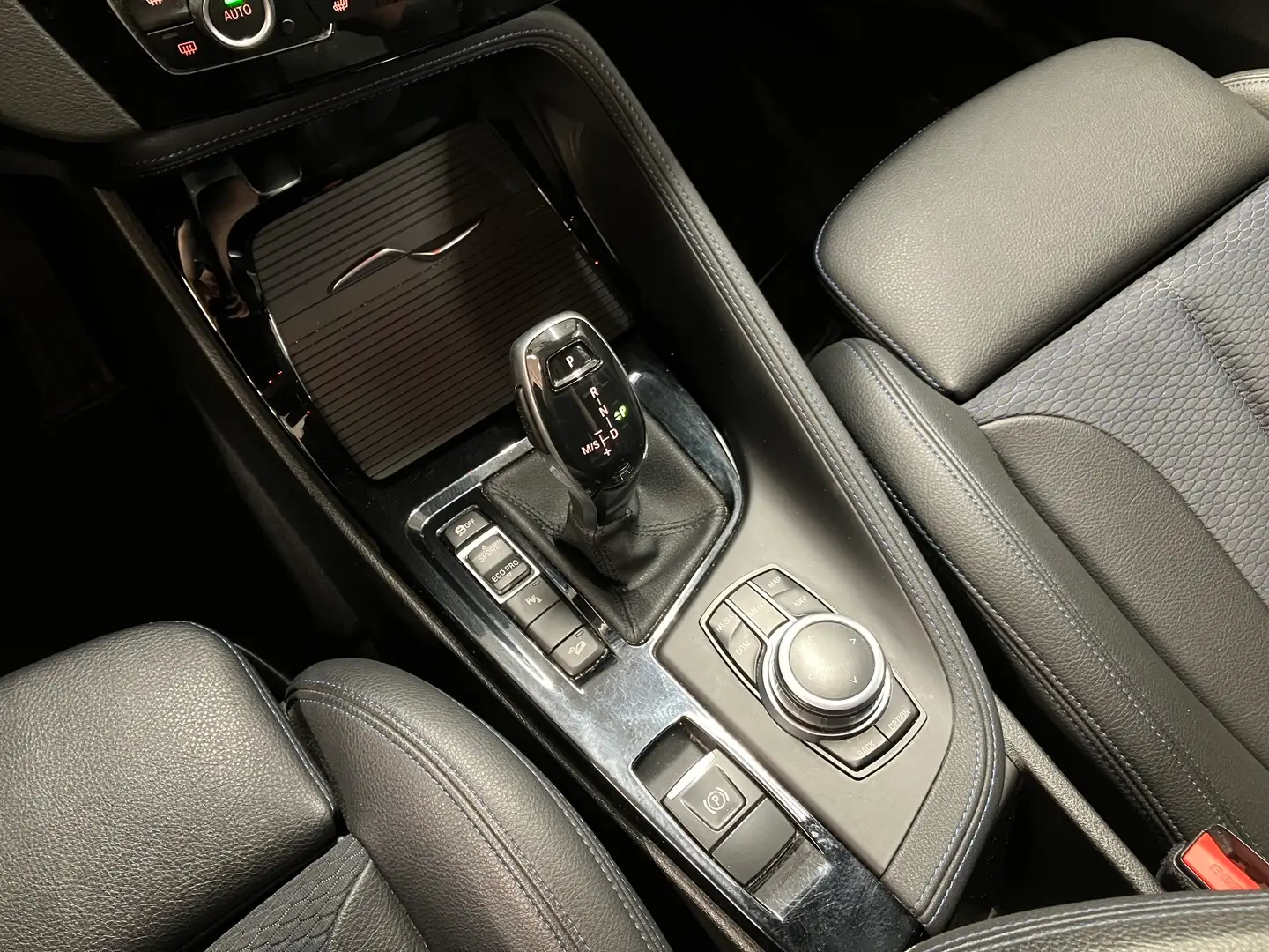 Car Image - 4s9v6Lw58wbQhU9aVJ6O60