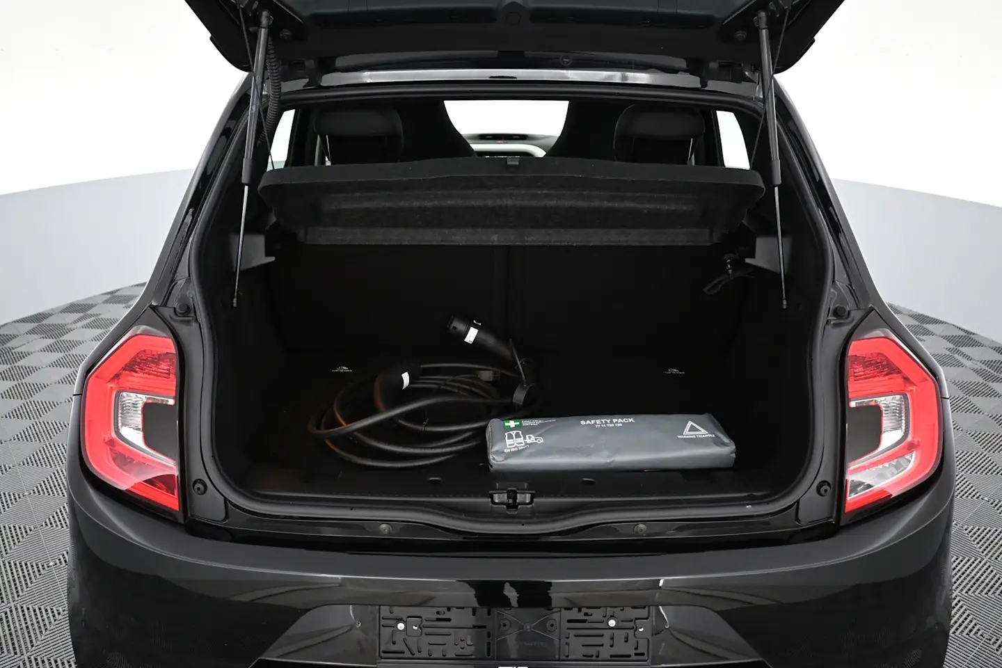 Car Image - 2QrjVV9GA8Ebu4kRGoZcWS