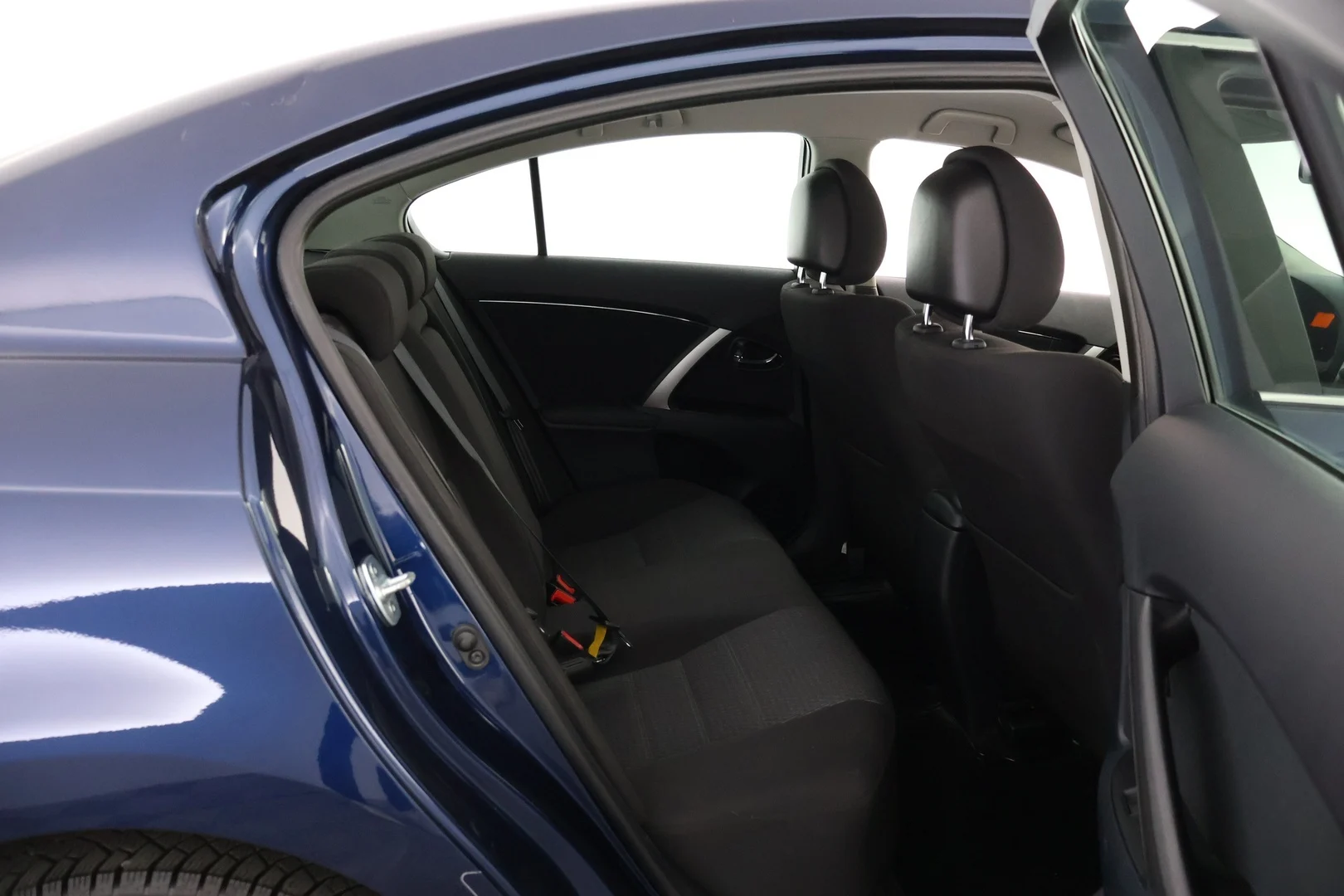 Car Image - kFBkwdCcBLwGLxL6uMe7r
