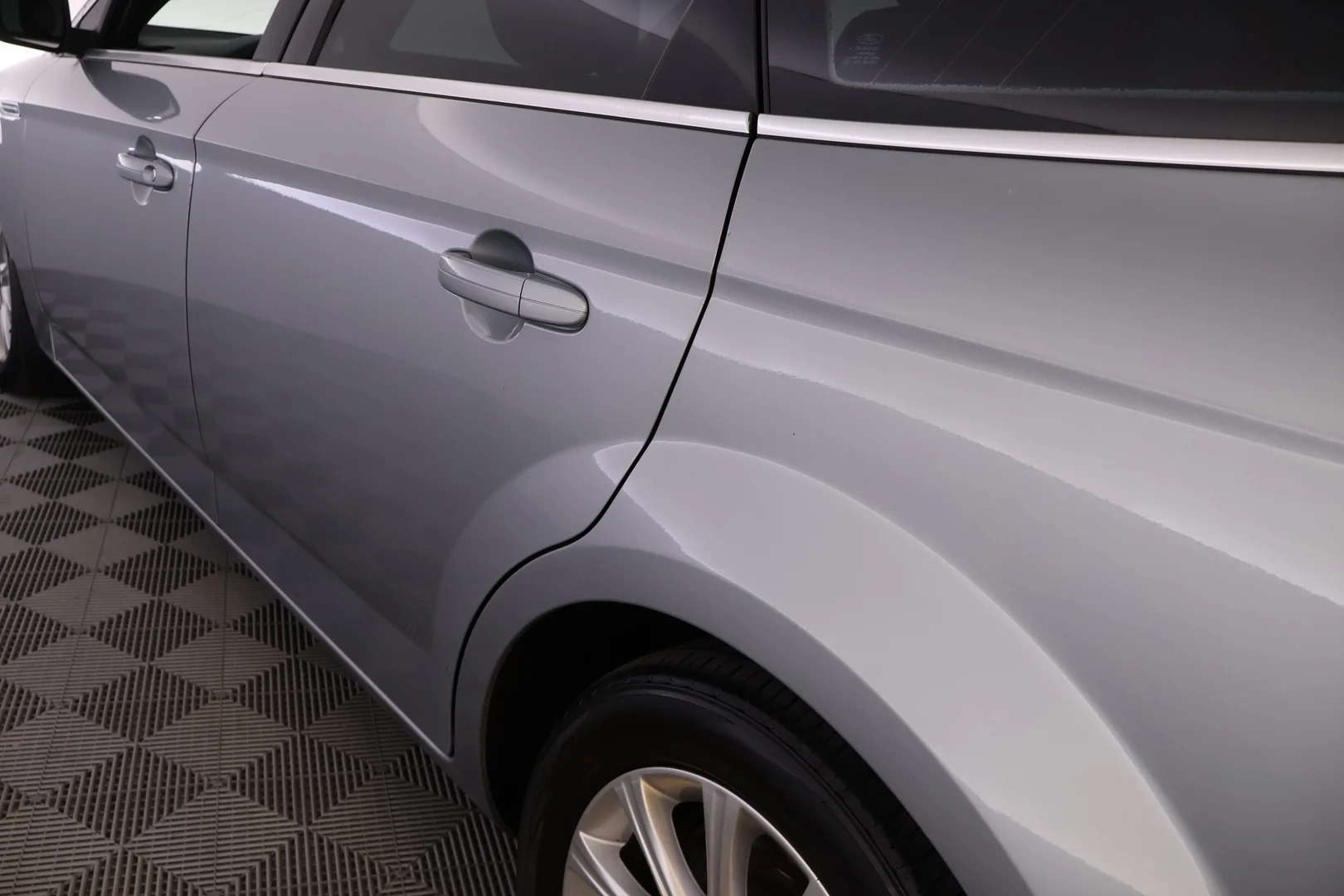 Car Image - vXcW9Znu7BZRGoNUyCR7F