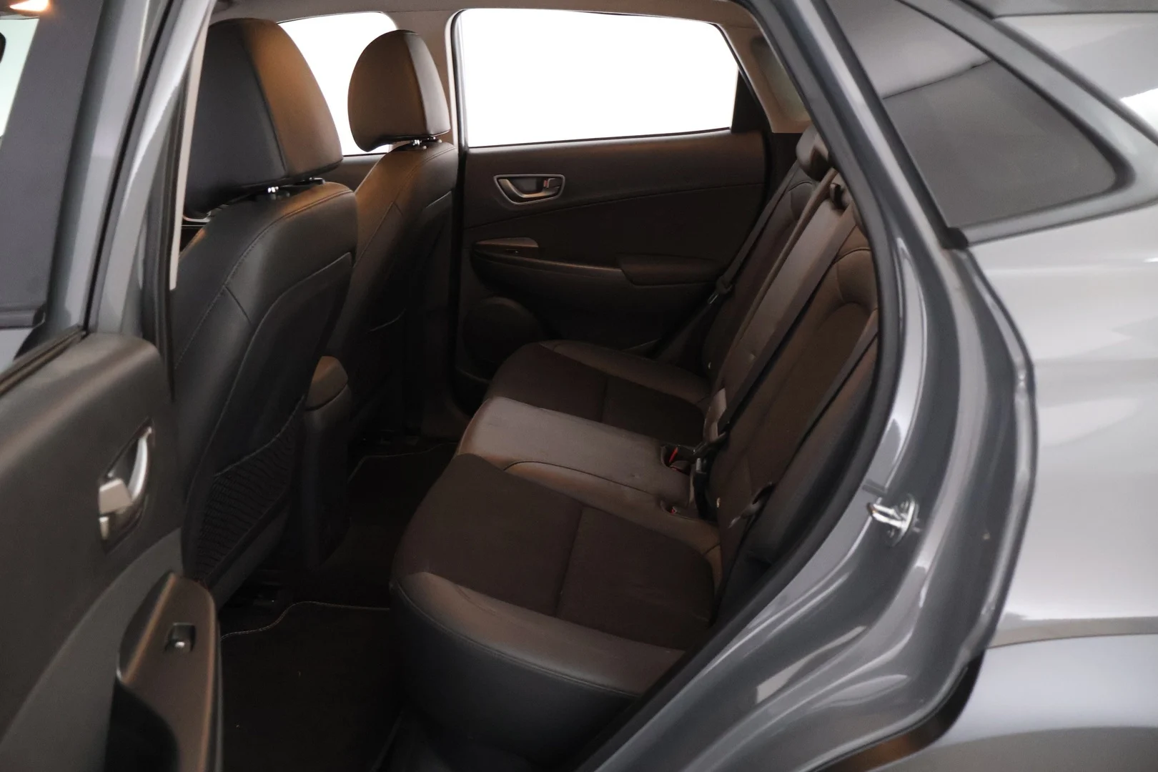 Car Image - 5XJB39tvEsNQRji54wcl16