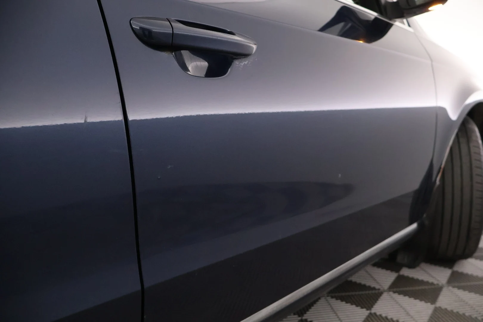 Car Image - 3KcYDumtuYvAYknBY01k0y