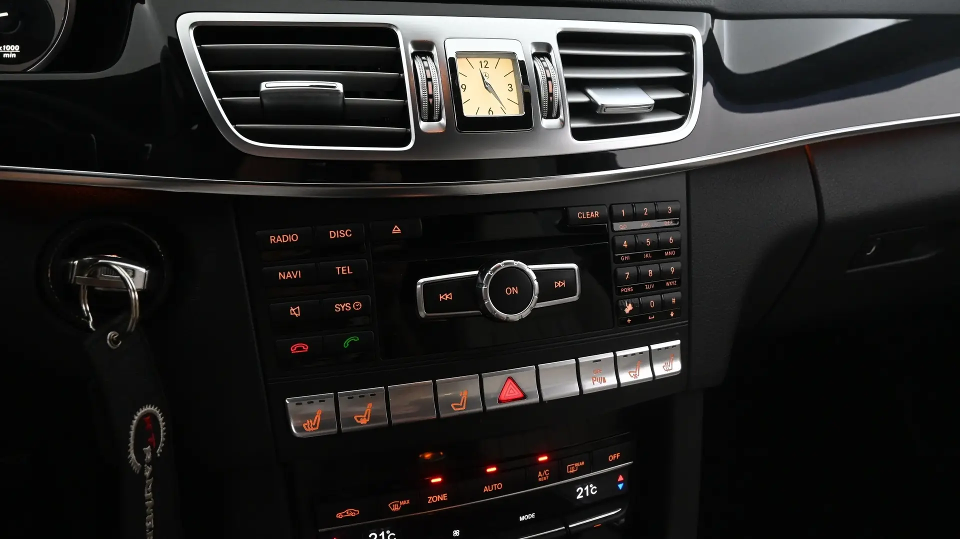 Car Image - 2mEZp0EECoVhoib6nIqfyI