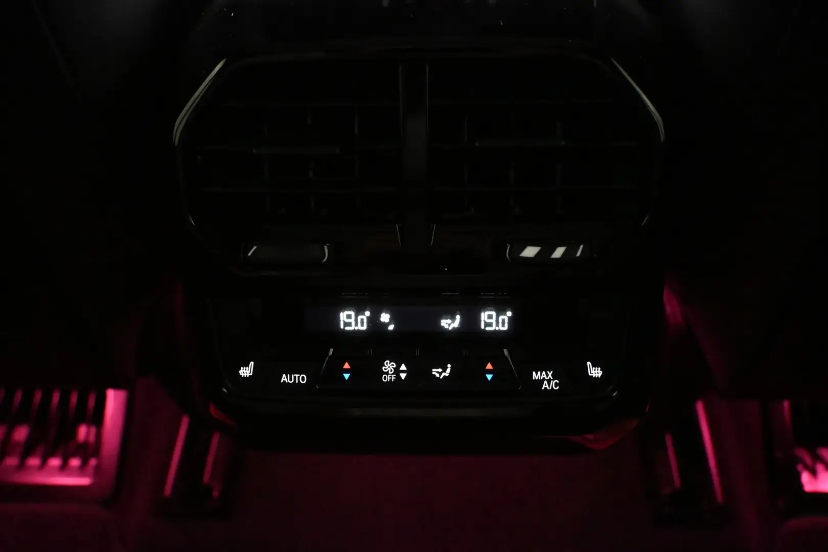 Car Image - 3ddSLBt6JJ3PCX1g9paF2h