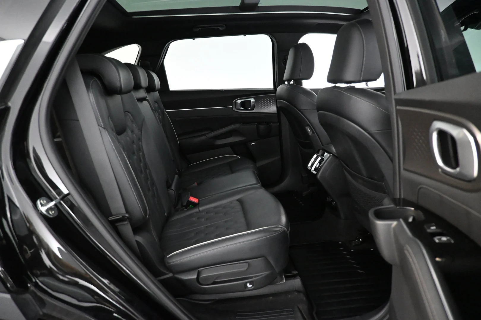 Car Image - 7KmnnMcMhBcYdsZU7K69Cj