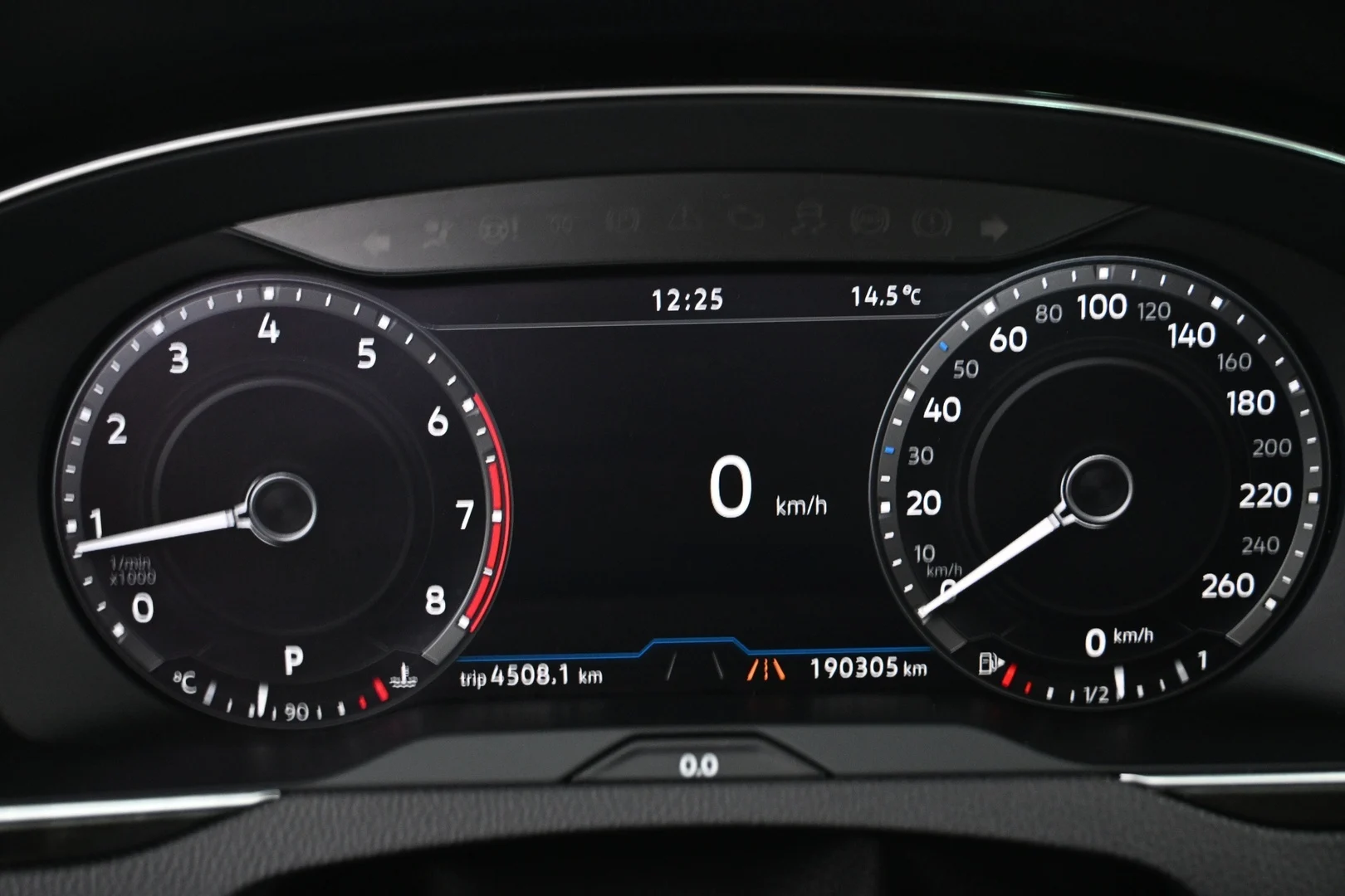 Car Image - 5NxMVwVyYpSEo1rQFb7P6b