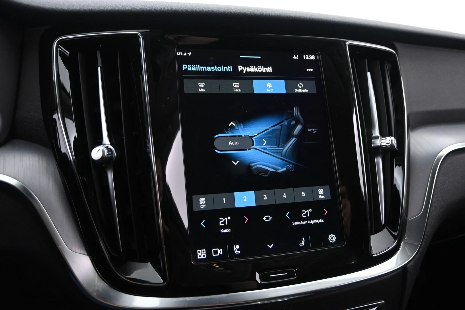 Car Image - 2RtXSYCns6Gkcfd4l08uce