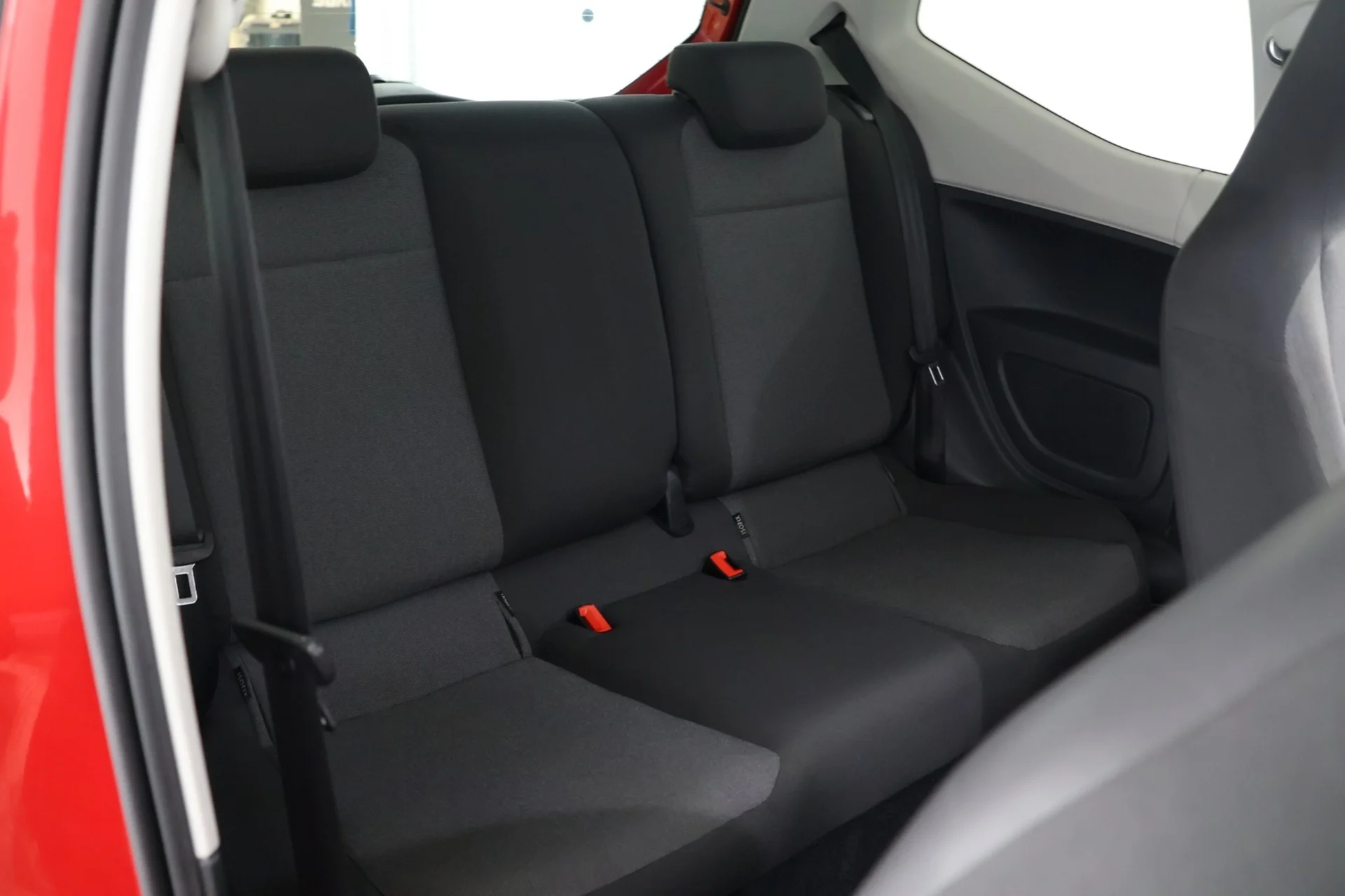 Car Image - 1Qh2fWExLUd1UYqW3bMc6x